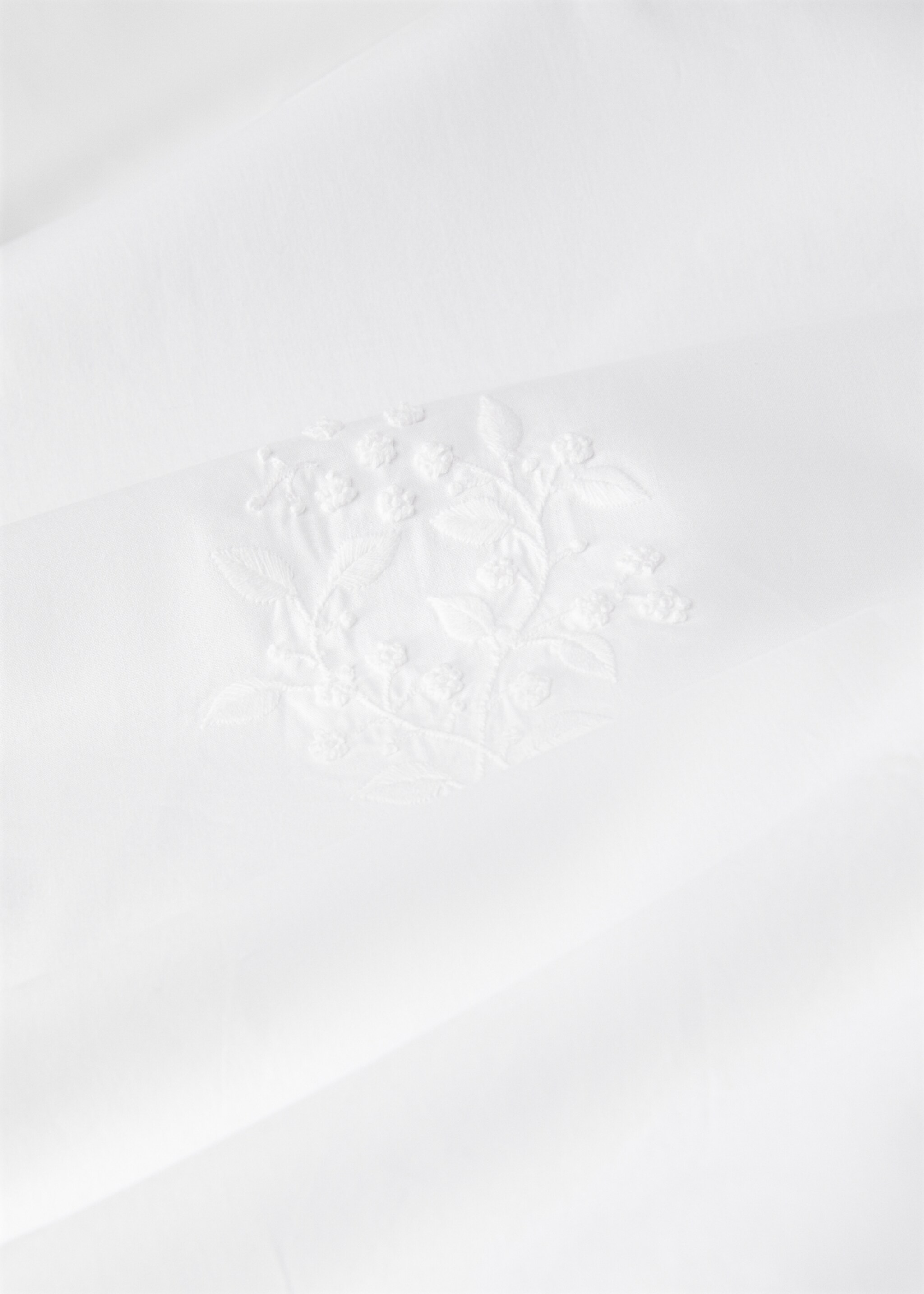 Housse de couette percale de coton broderie fleur lit 180/200 cm - Plan moyen