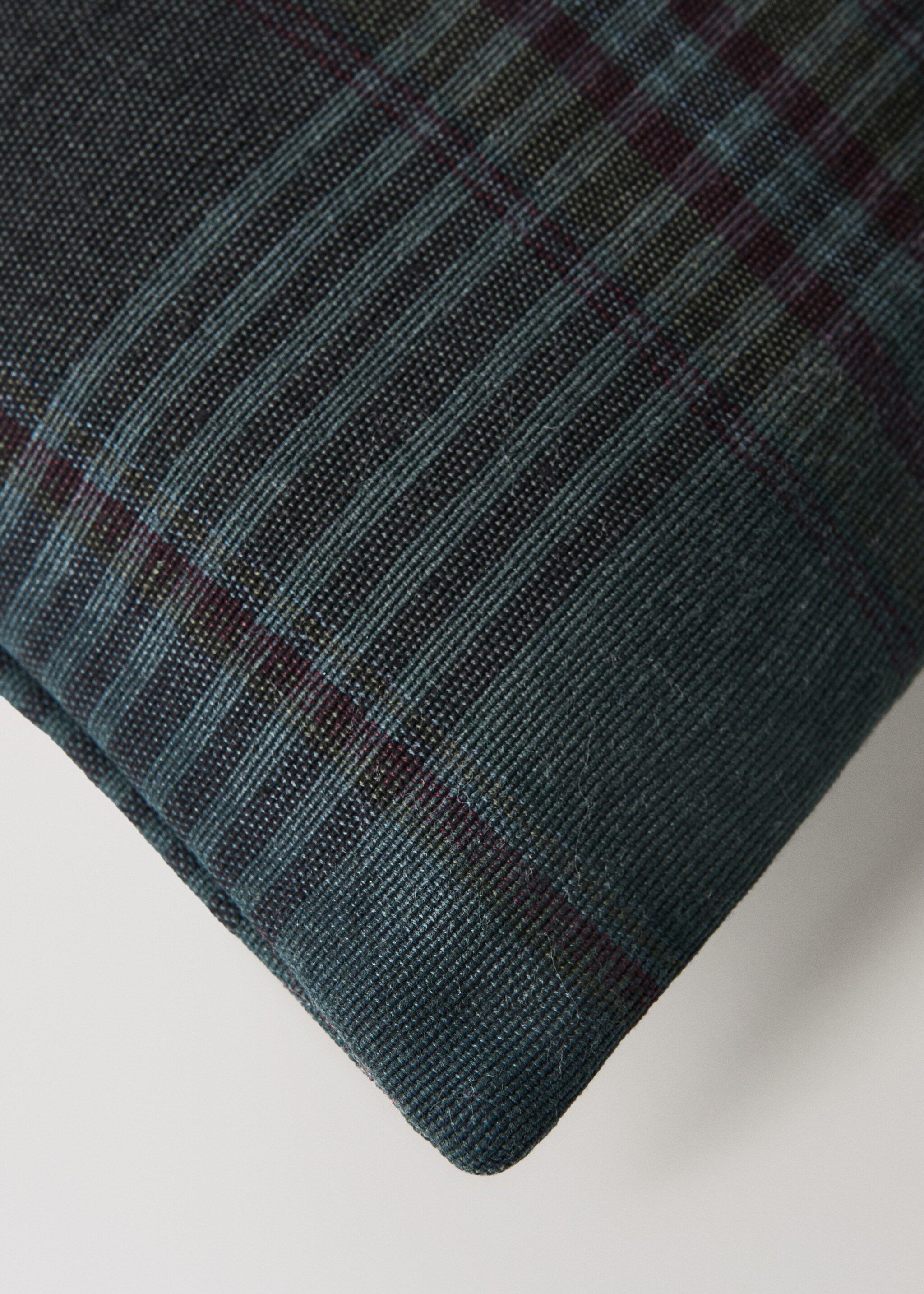 Overdyed check cushion cover 30x50cm - Details of the article 3, Night Blue. Ref: 17013315-00.