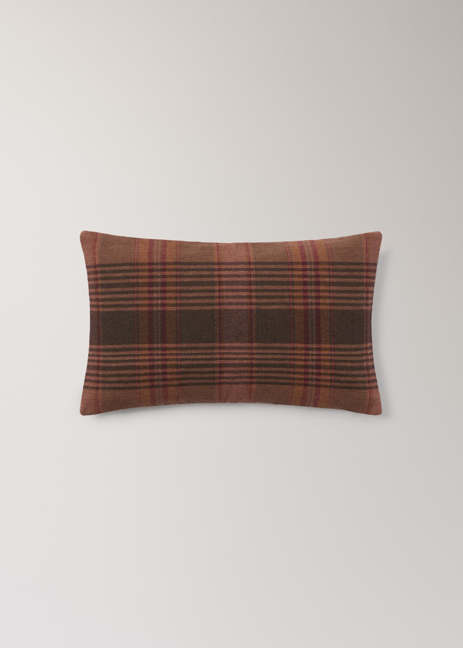 Överfärgad kuddfodral med rutmönster 30x50cm - Artikel utan modell