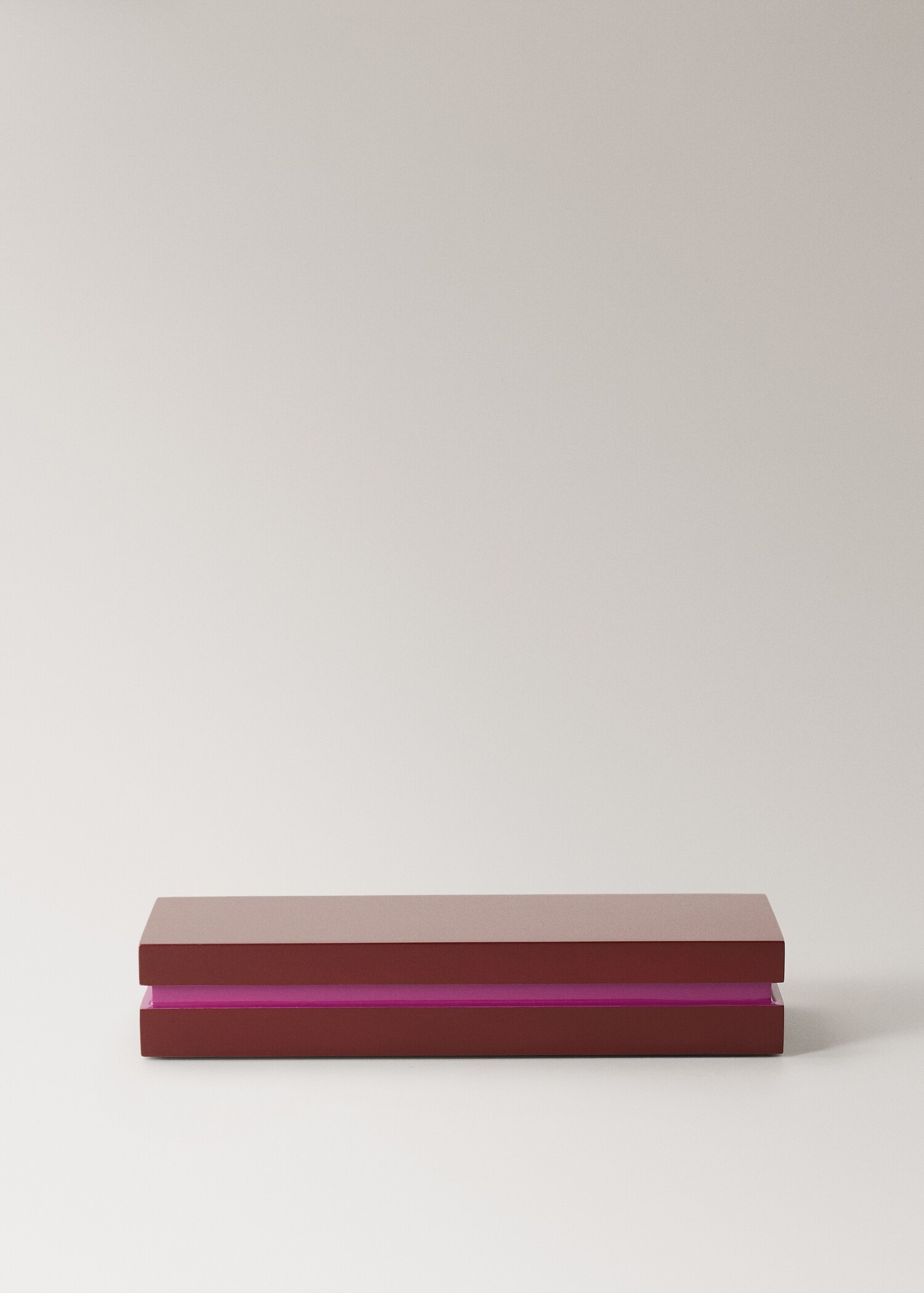 Rectangular two-tone lacquered box - Article without model