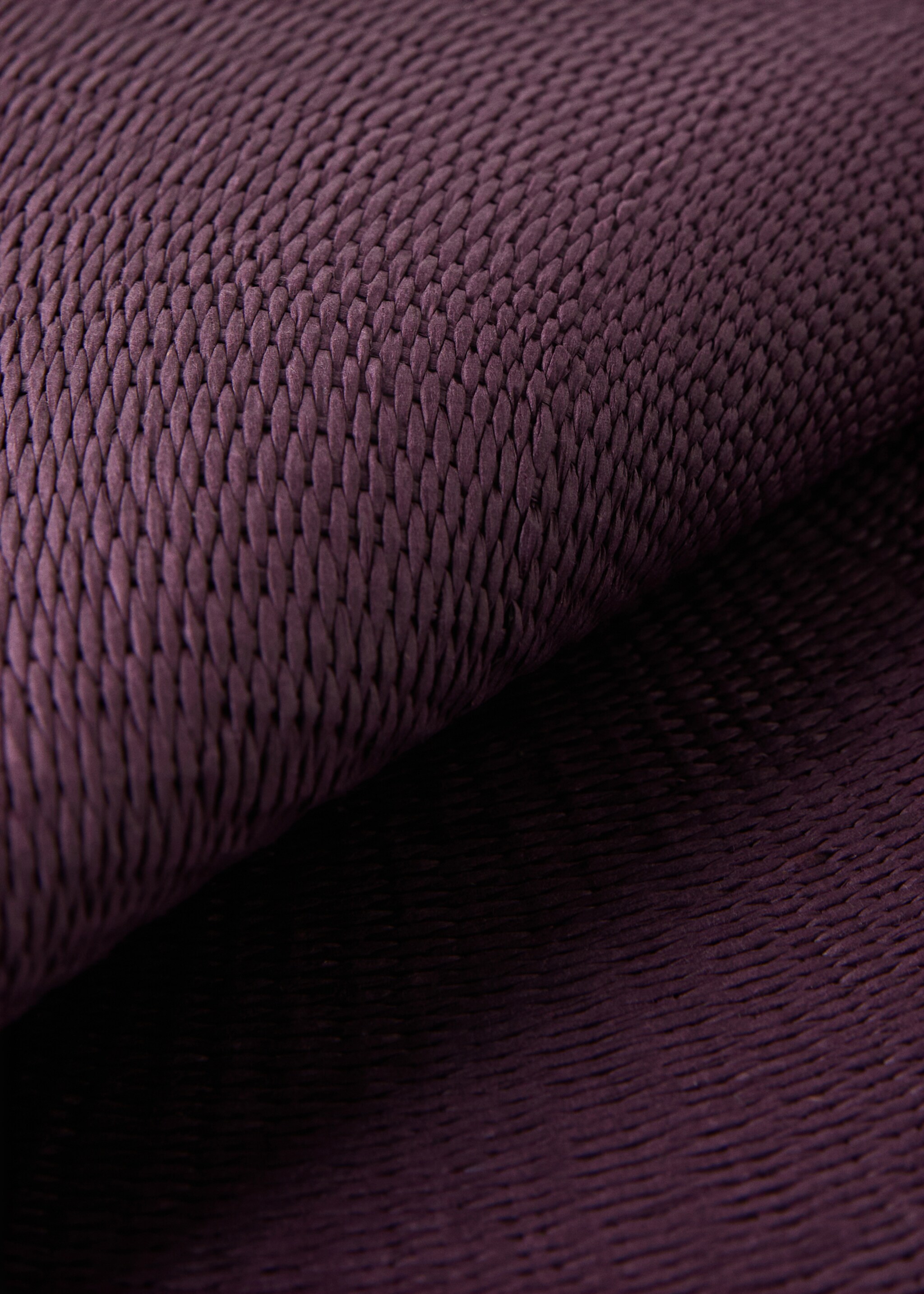 Einzelner Papier-Tischläufer Farbe - Detail des Artikels 1, Pflaume. Ref: 17013324-00.