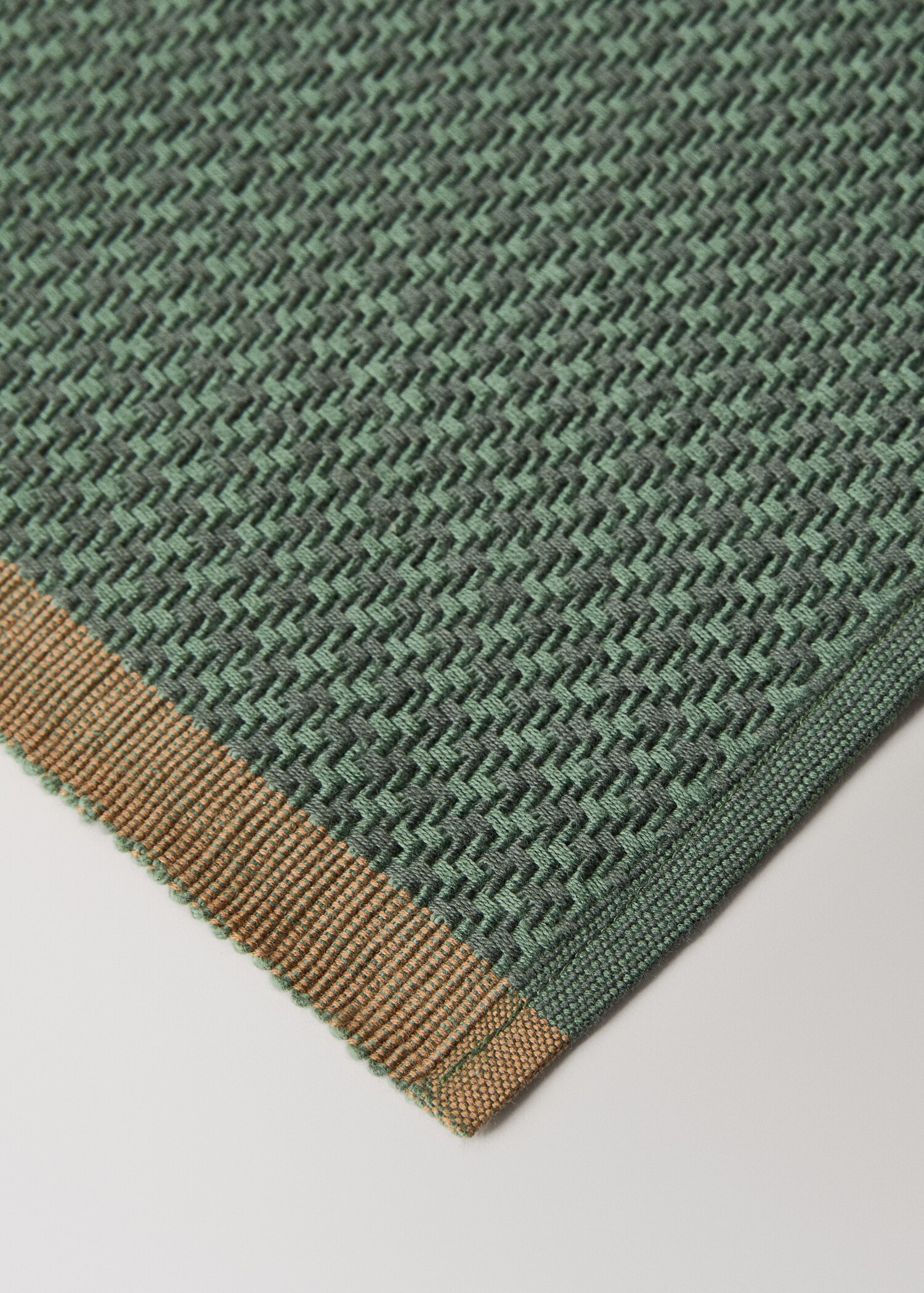 Checked cotton placemat - Details of the article 1