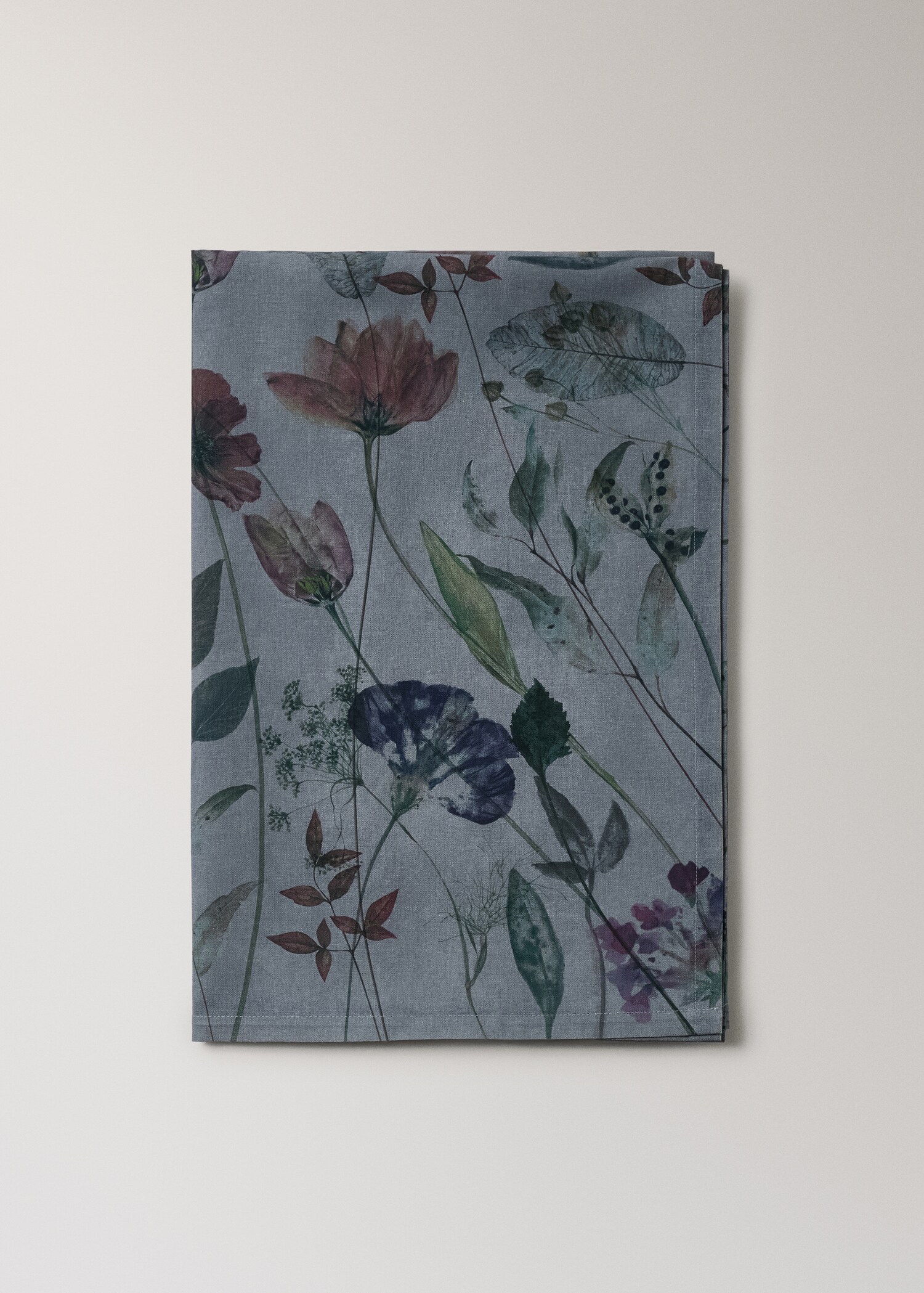 Color flowers cotton linen tablecloth 6 to 8 diners - Article without model