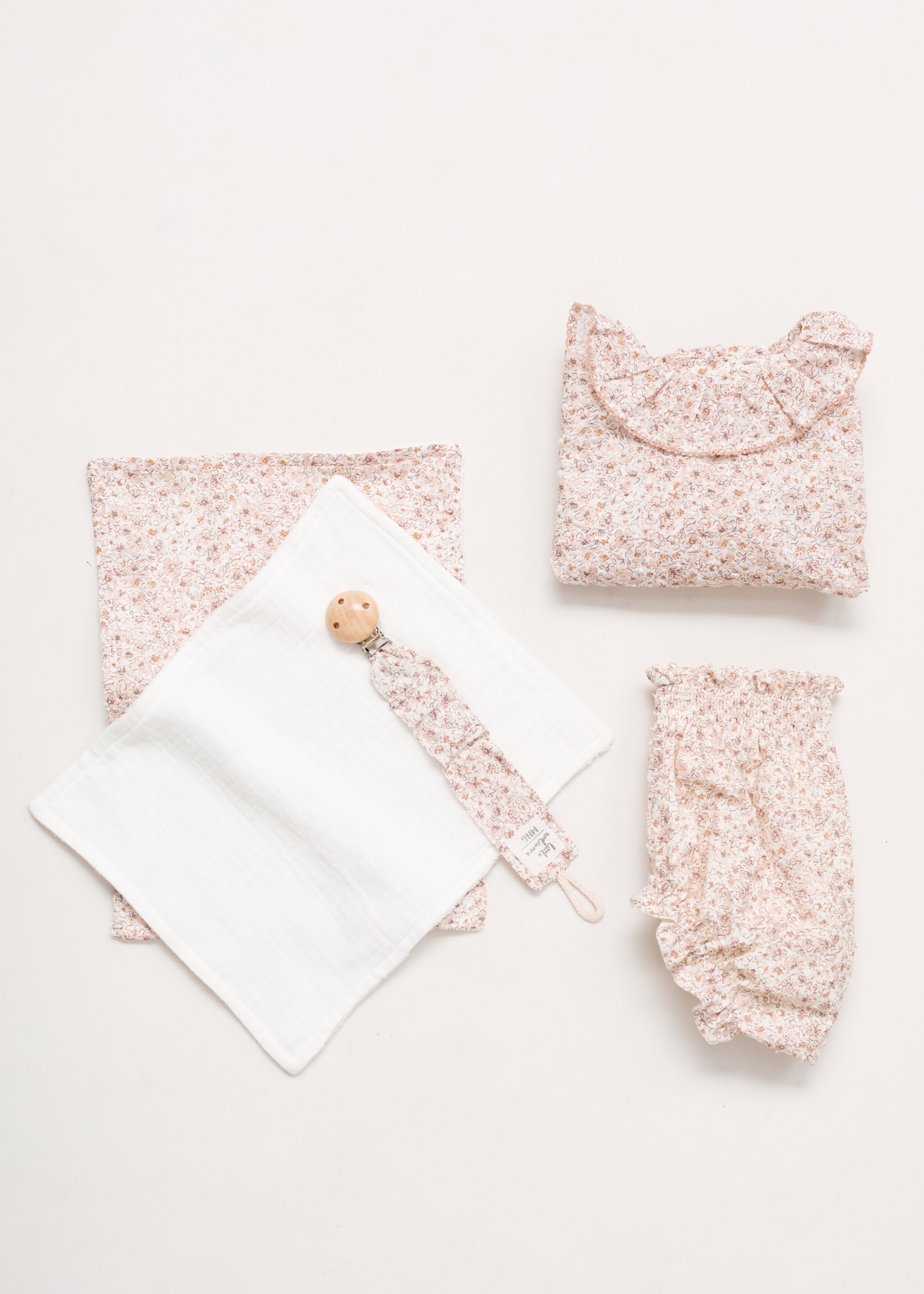 Blouse à fleurs - Détail de l'article 1