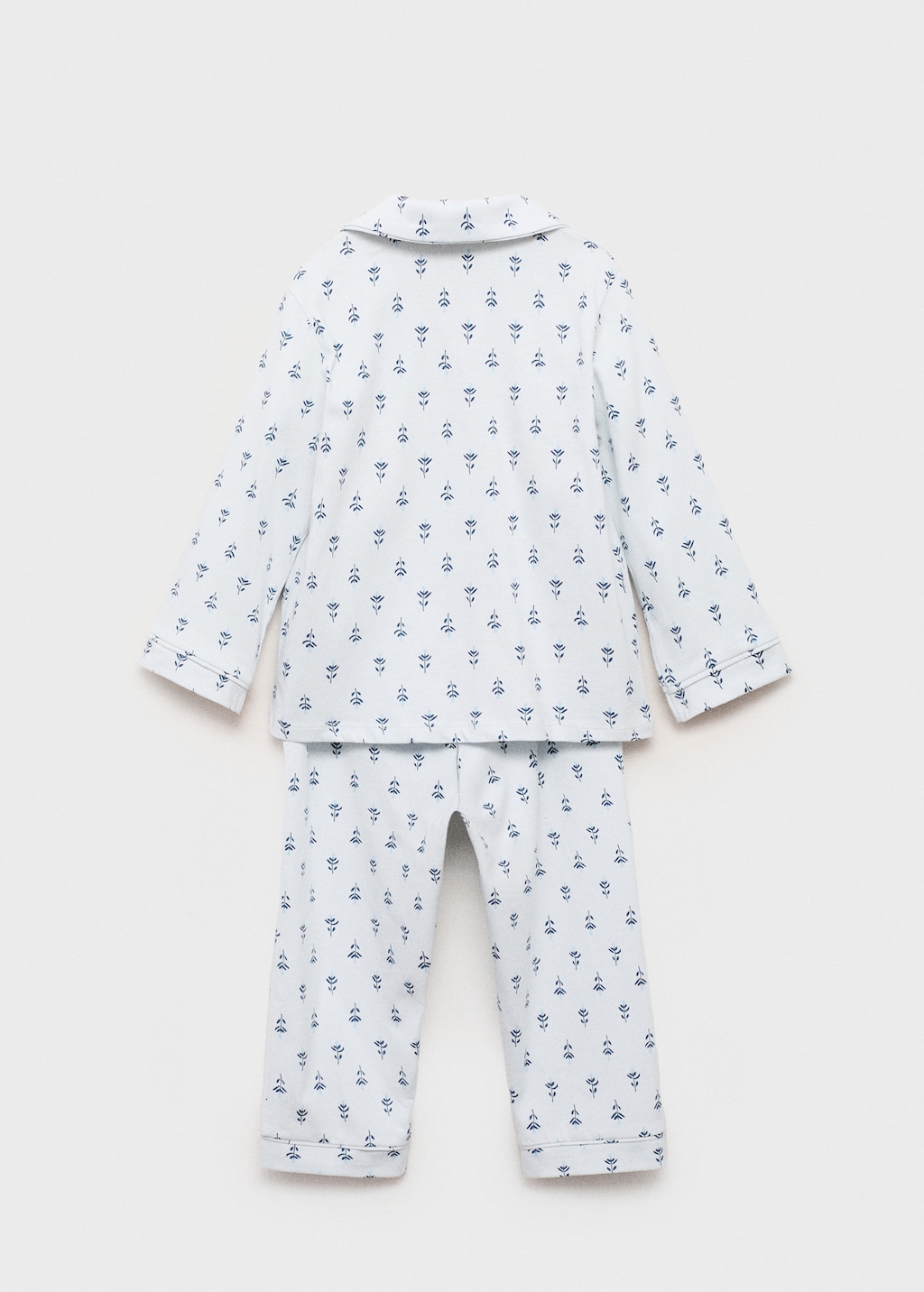 Floral-print pajamas