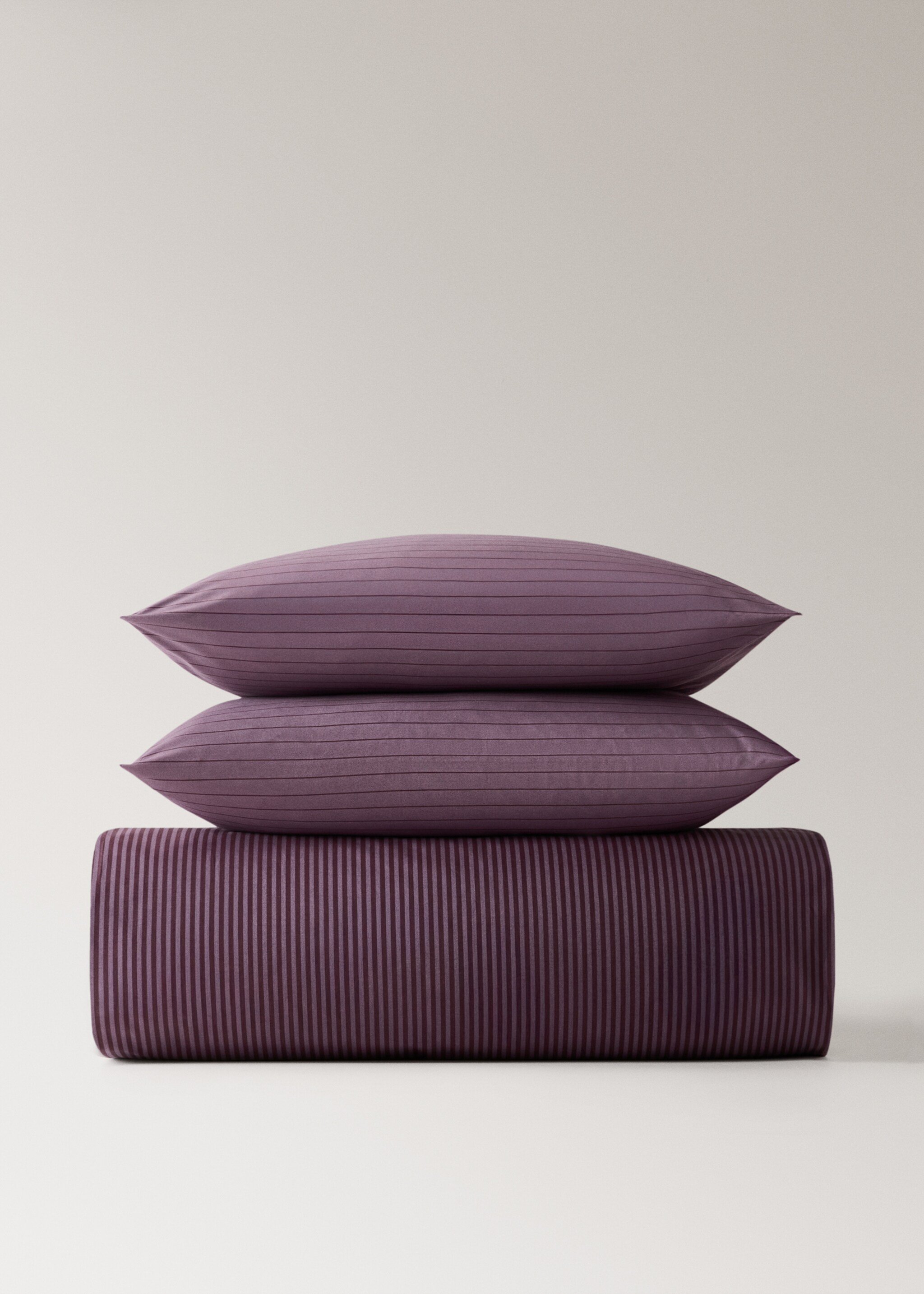 Reversible percale cotton striped duvet cover for 135/140 cm bed - Details of the article 4, Plum. Ref: 17013823-00.