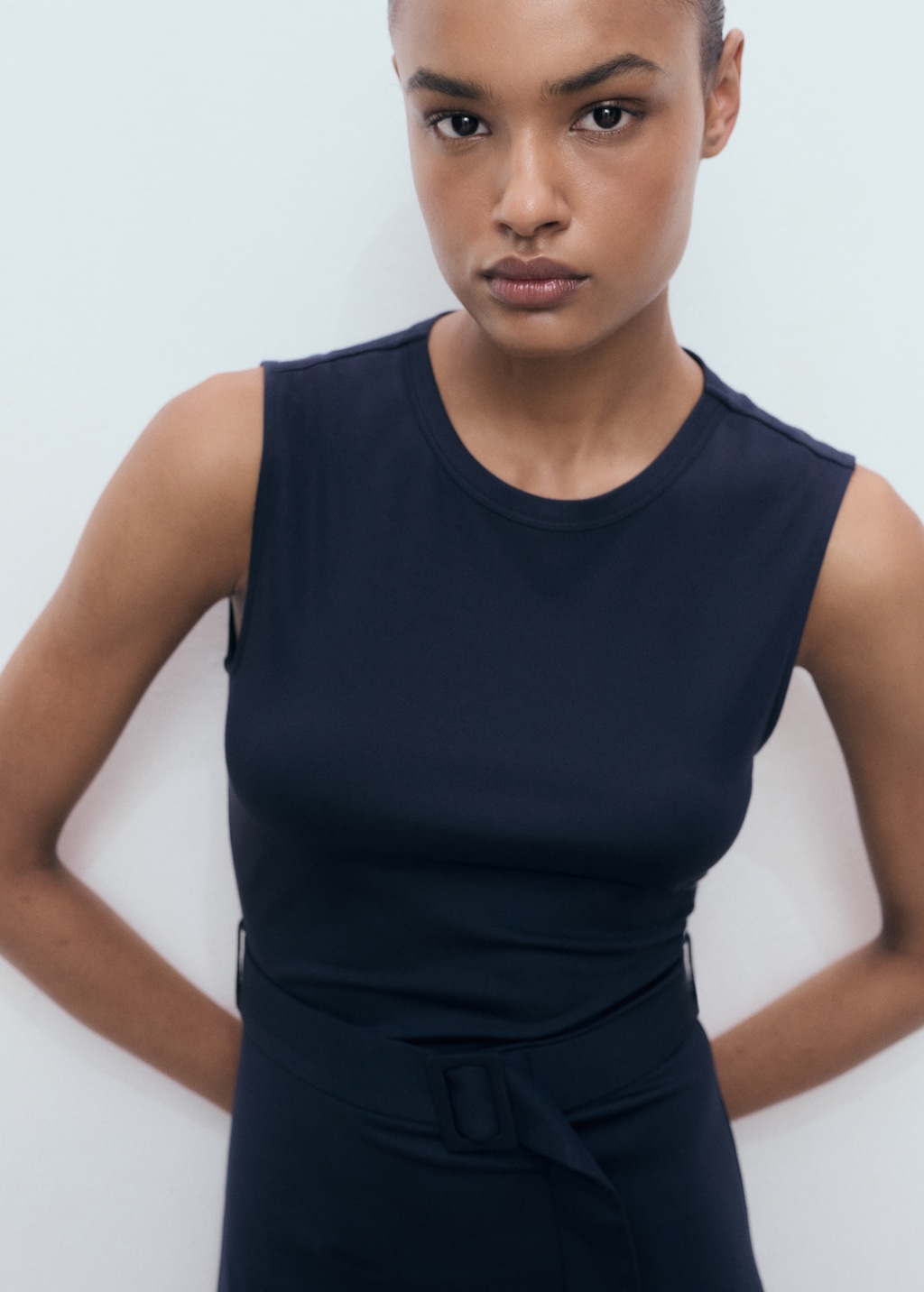 Belt midi dress - image 4