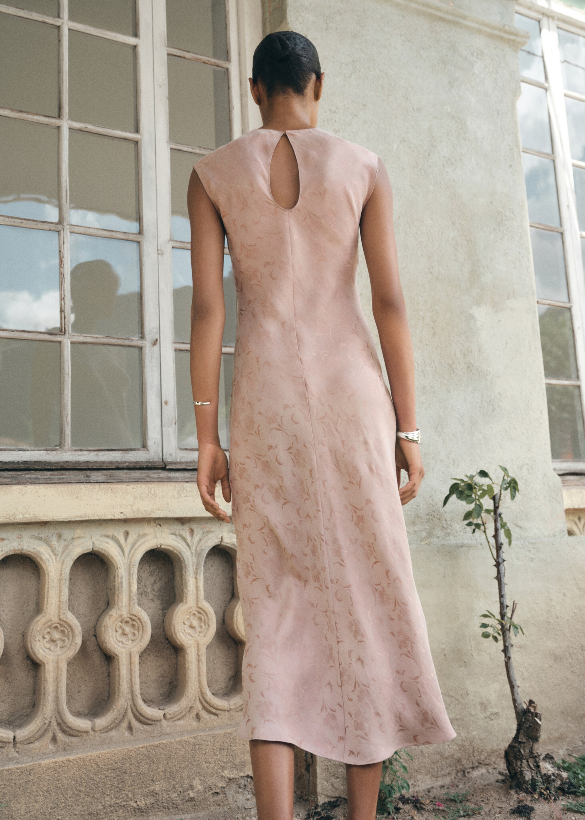 Satin floral jacquard dress - Reverse of the article