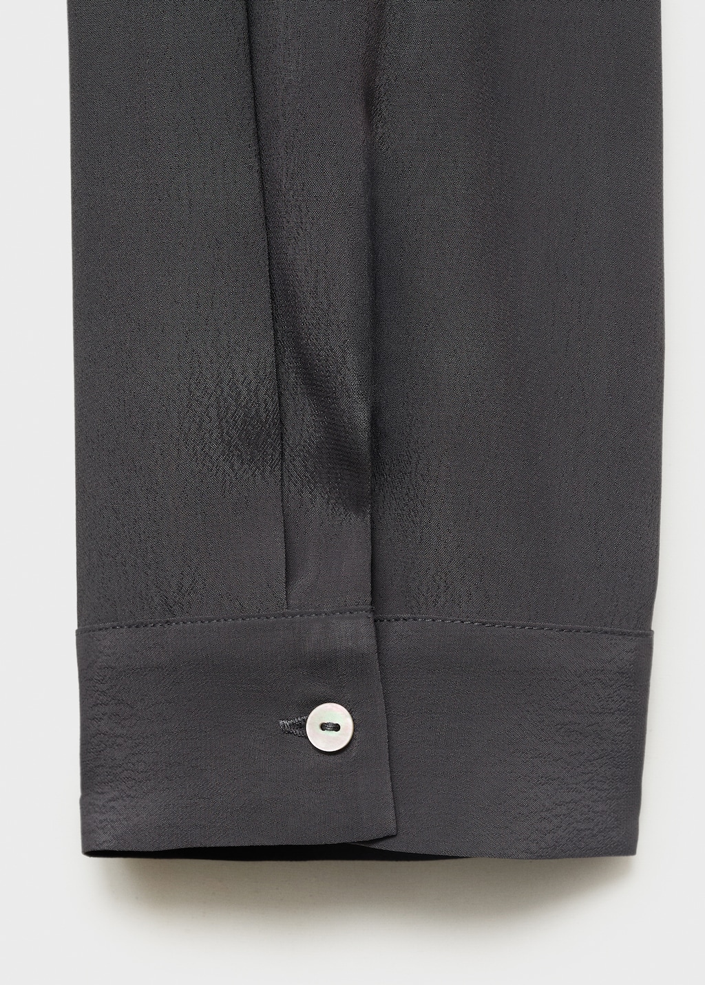 Oversize flowy shirt