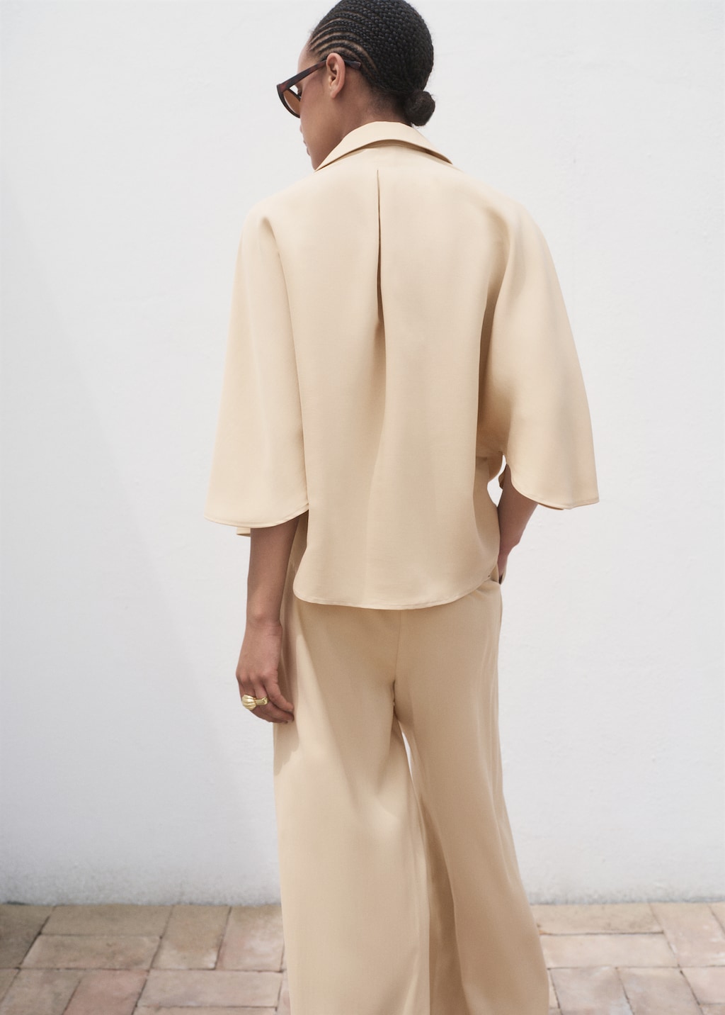 Oversized three-quarter sleeve shirt