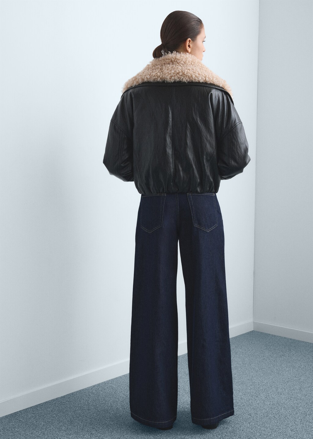 Mango Wide leg pleated jeans