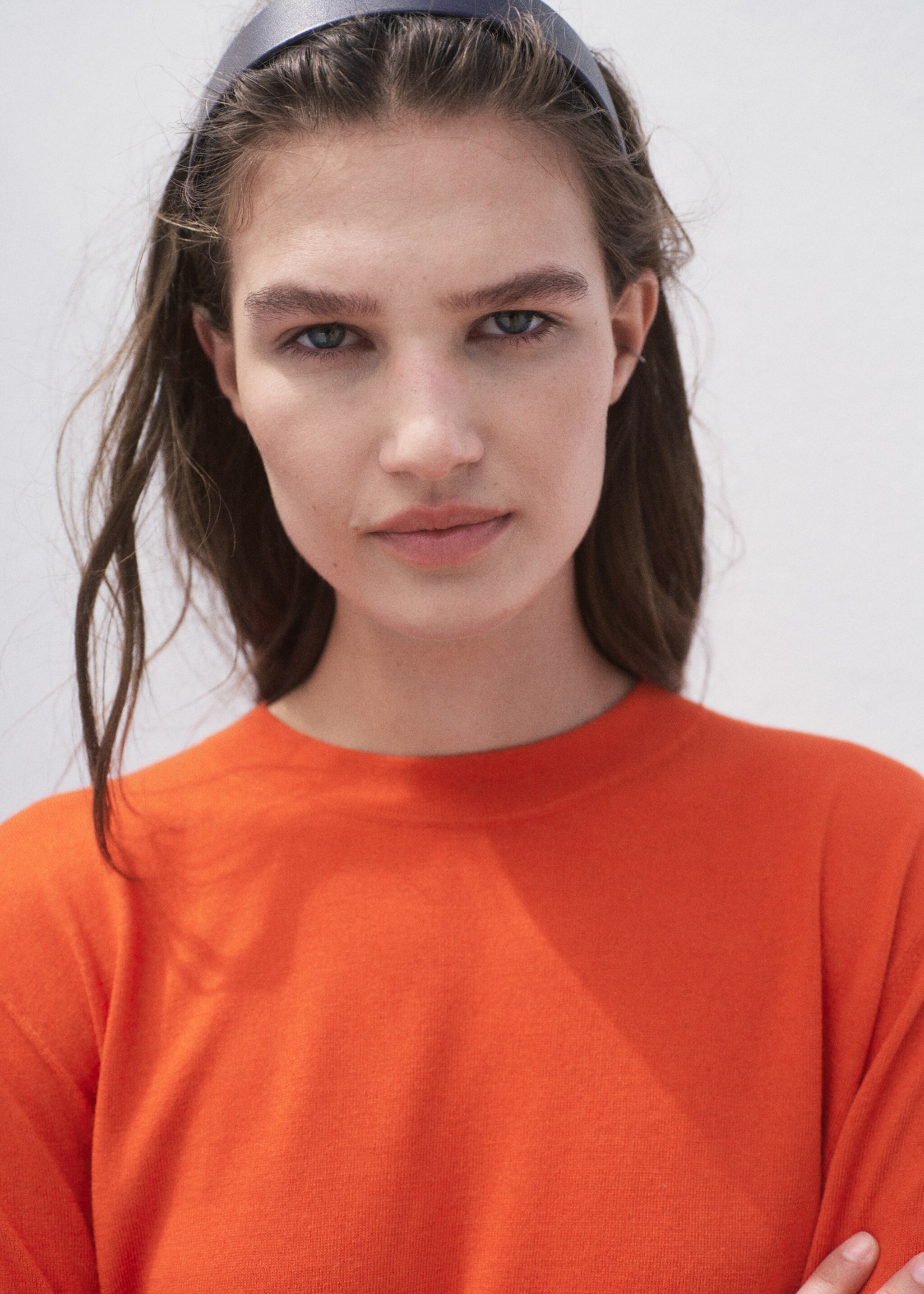Short-sleeved fine-knit sweater - Details of the article 1