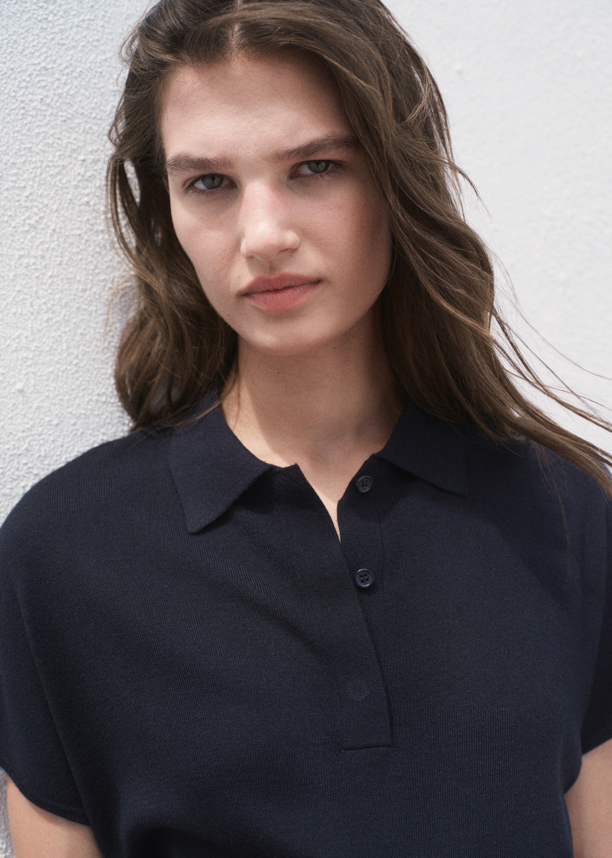Short-sleeved polo-neck sweater - Details of the article 1
