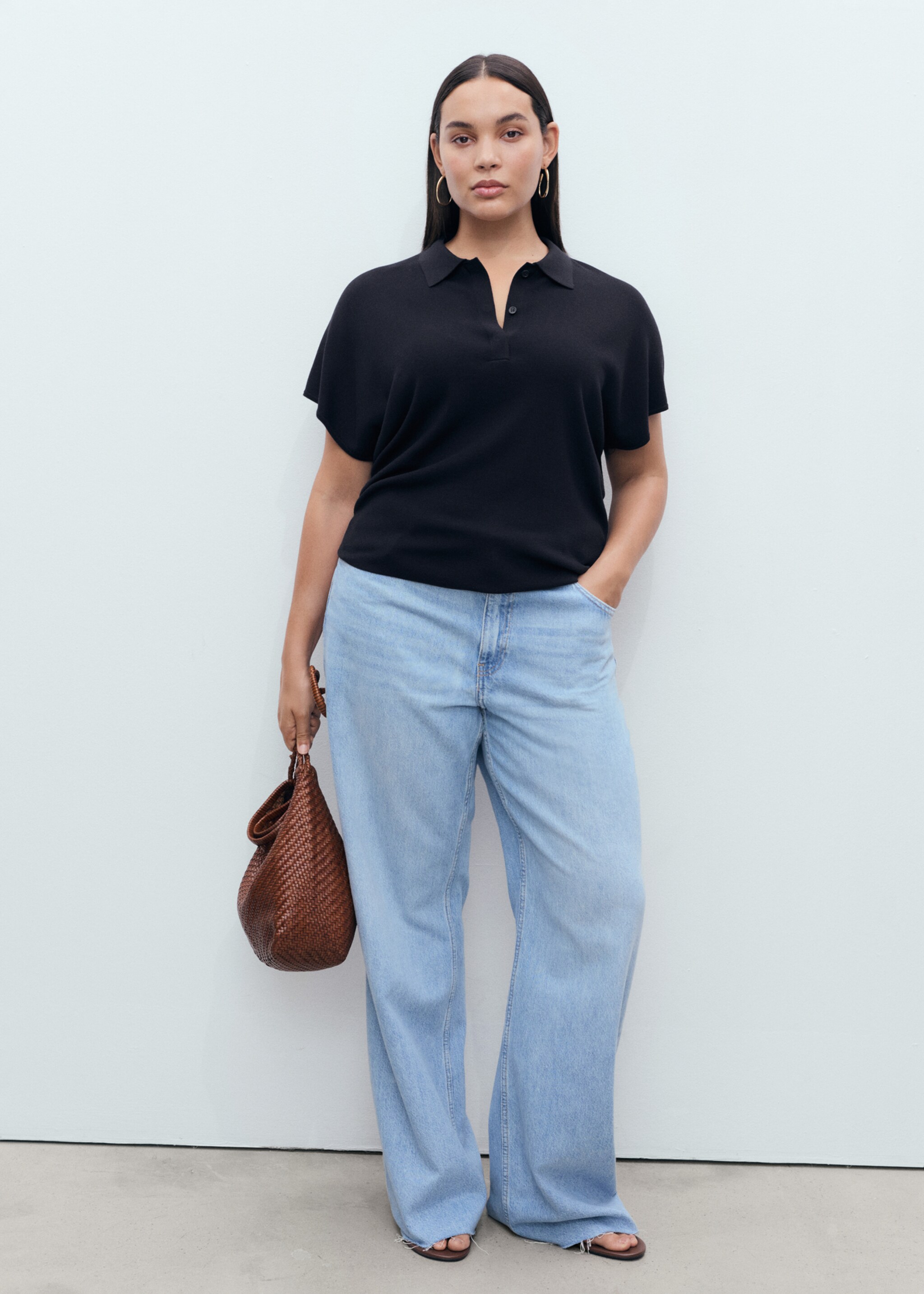 Short-sleeved polo-neck sweater - Details of the article 3