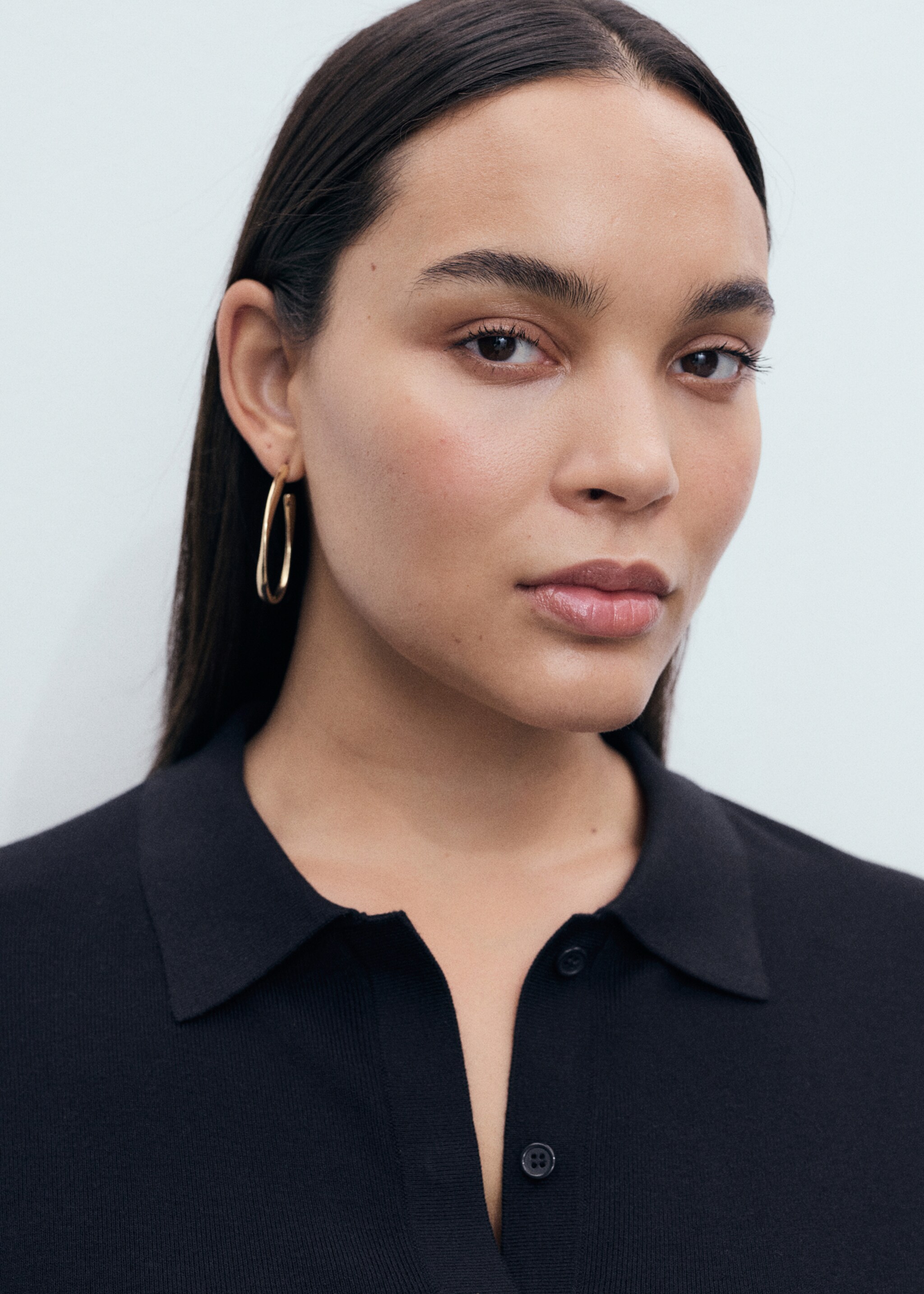 Short-sleeved polo-neck sweater - Details of the article 4