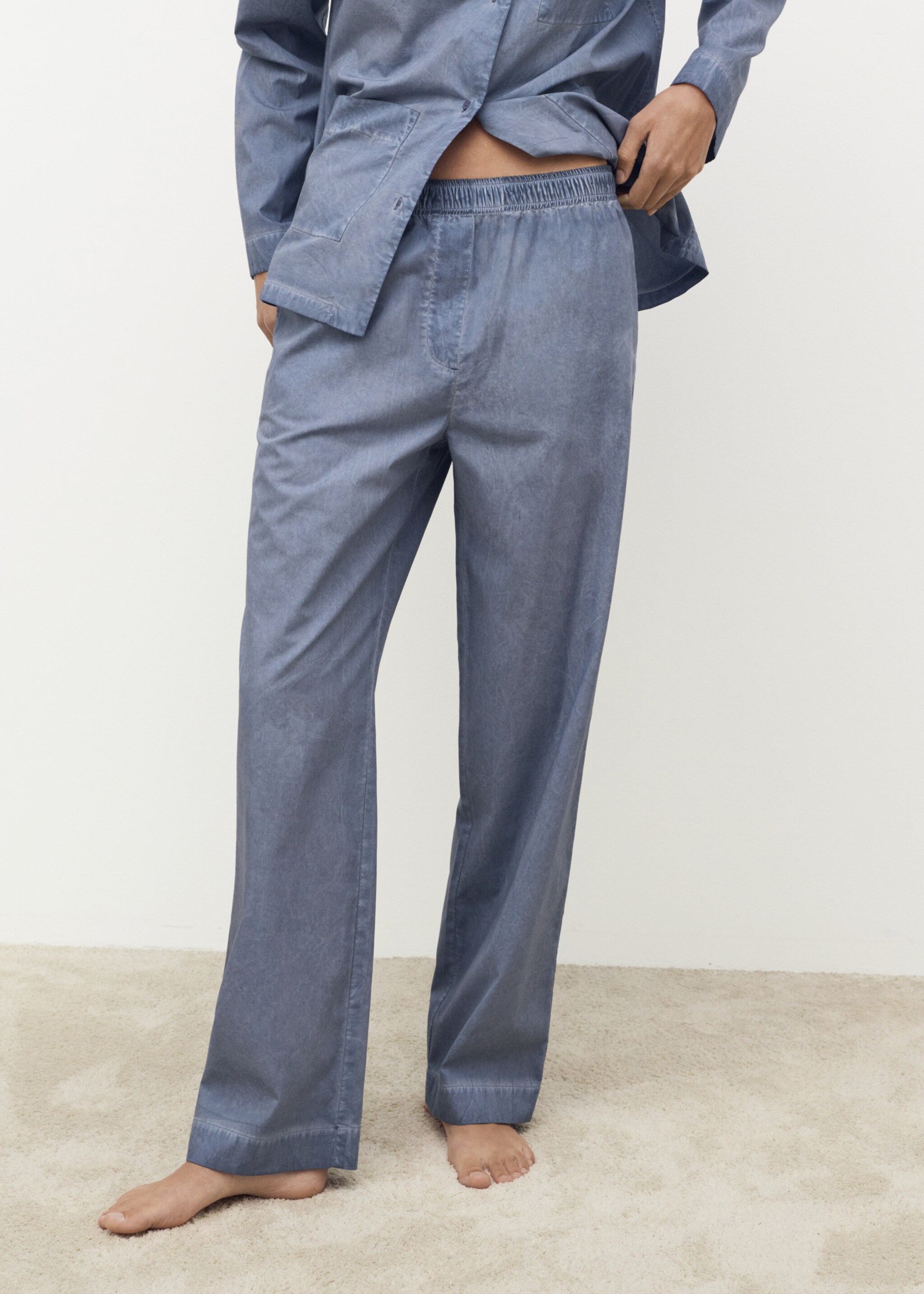Pantalón largo algodón garment dyed - Plano medio