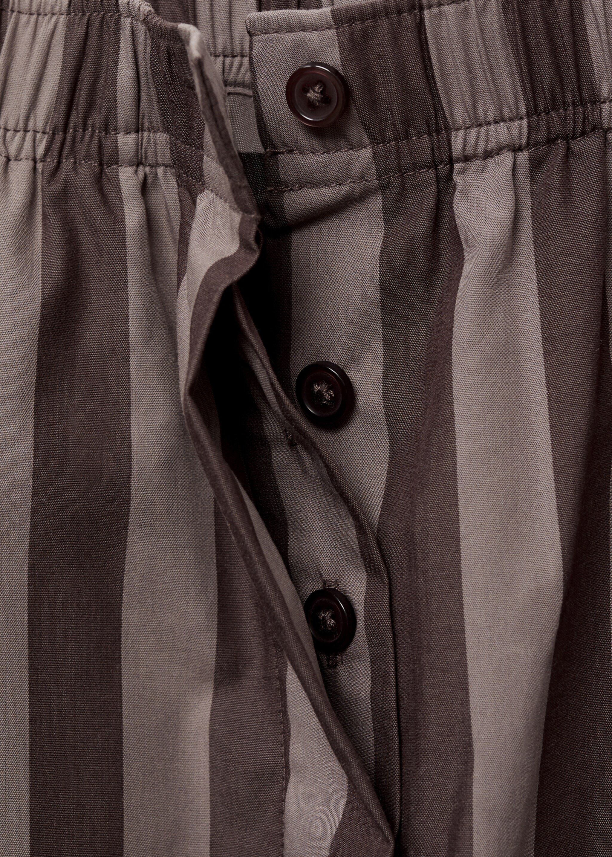 Woven striped pyjama trousers - Details of the article 8, Brown. Ref: 17014113-00.
