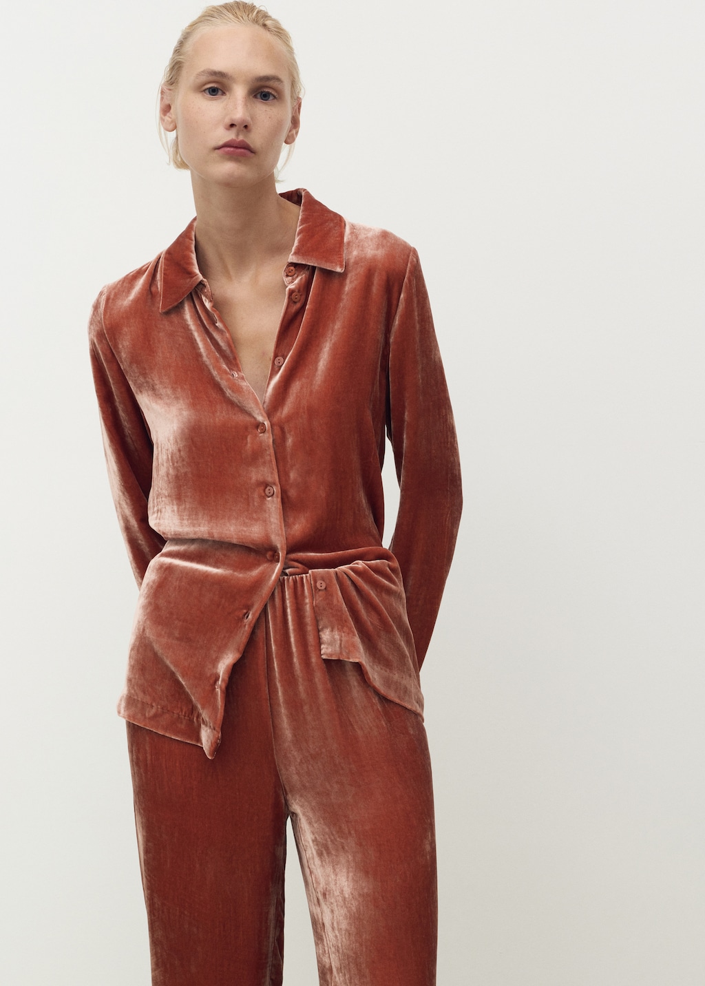Silk velvet pants - image 4