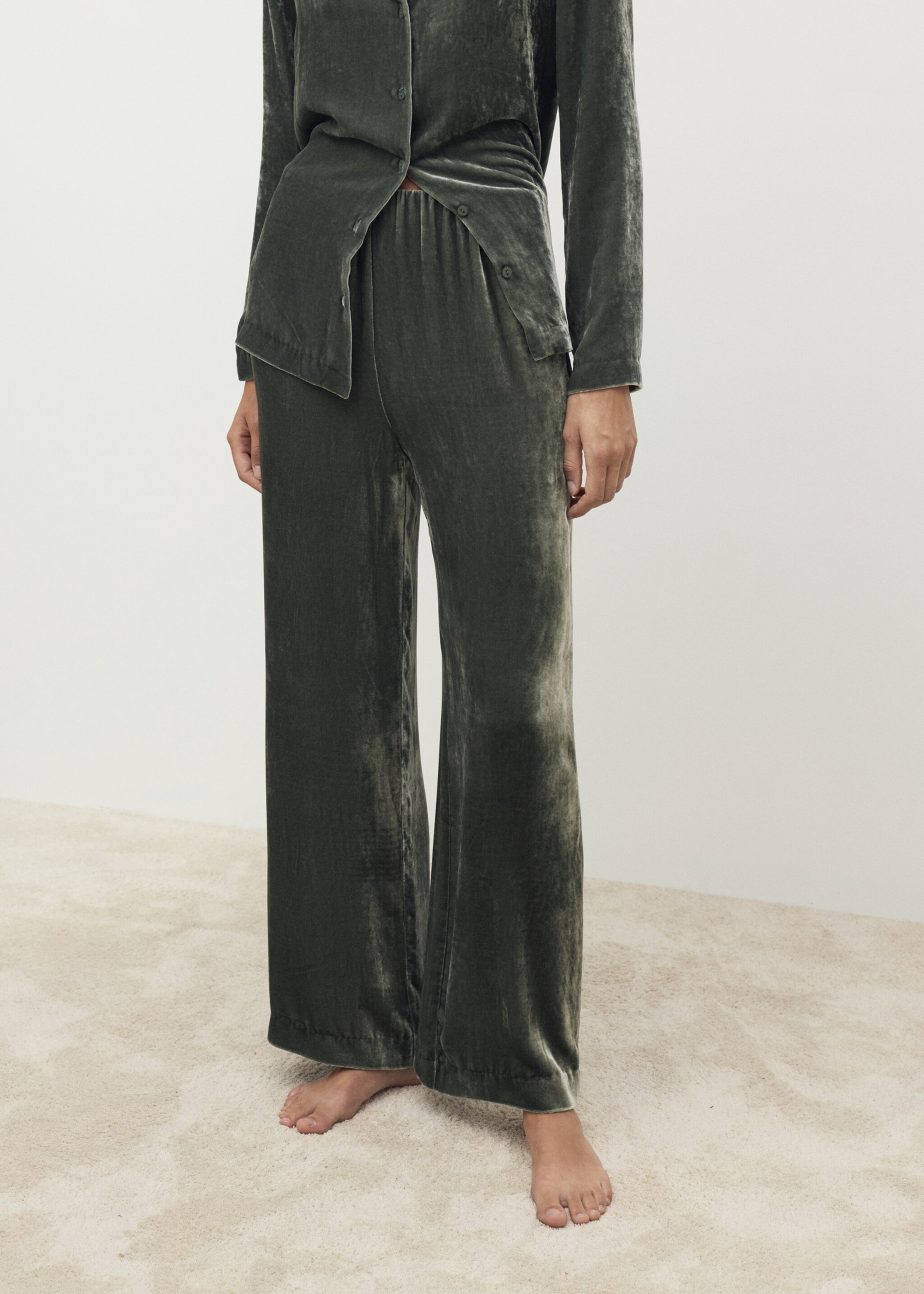 Pantalon velours soie - Plan moyen