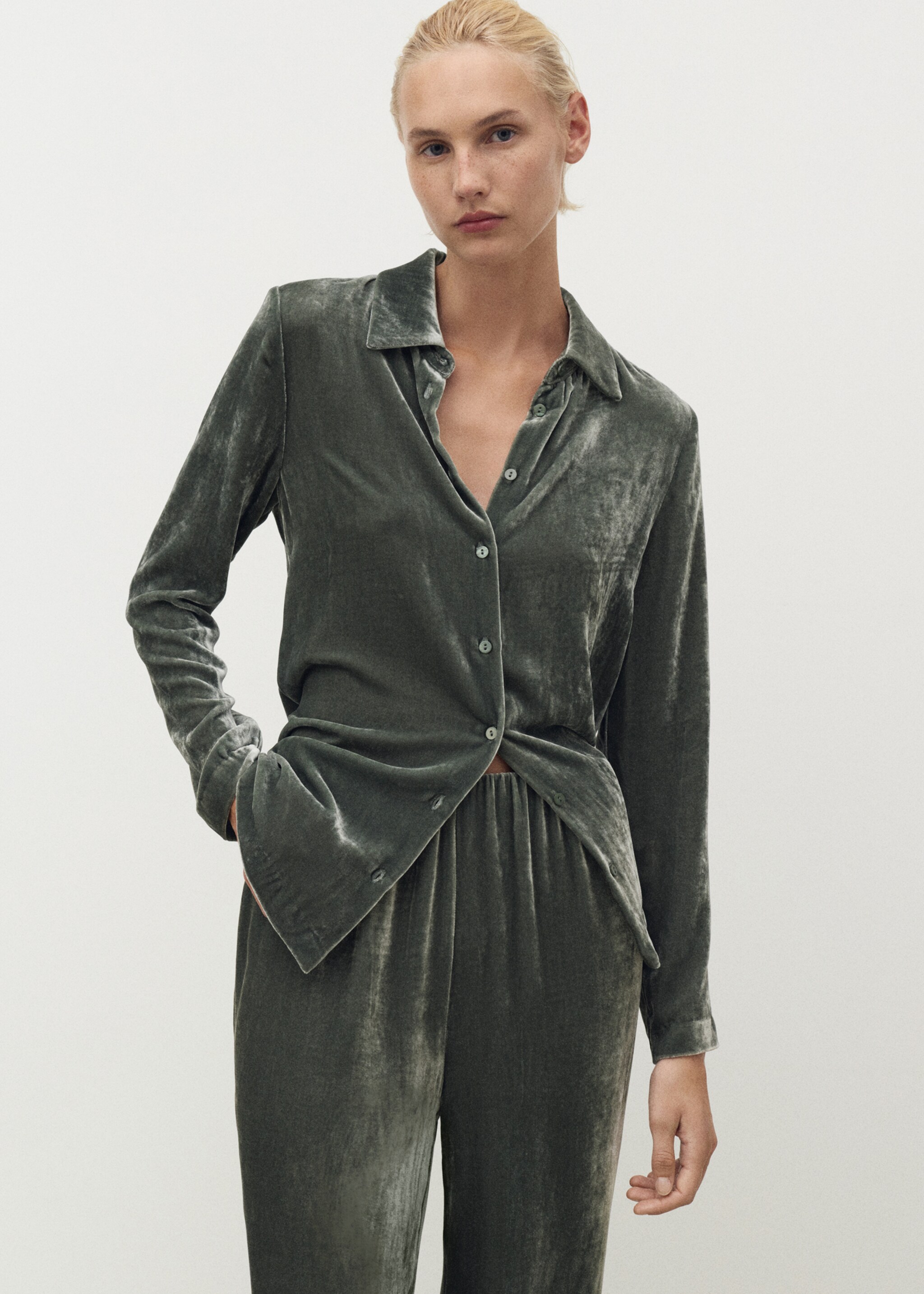 Pantalon velours soie - Détail de l'article 1