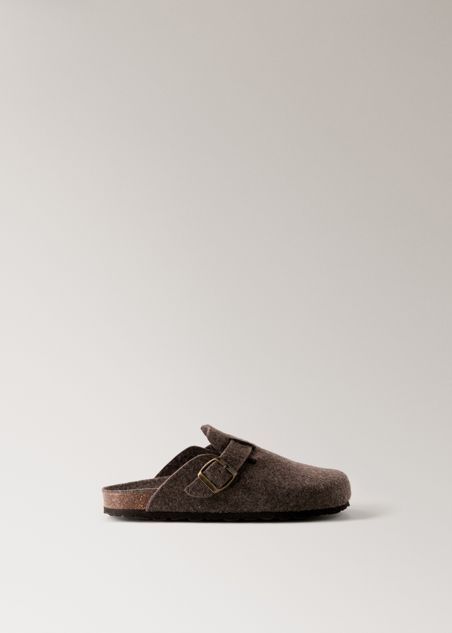 Slippers pom - Article without model