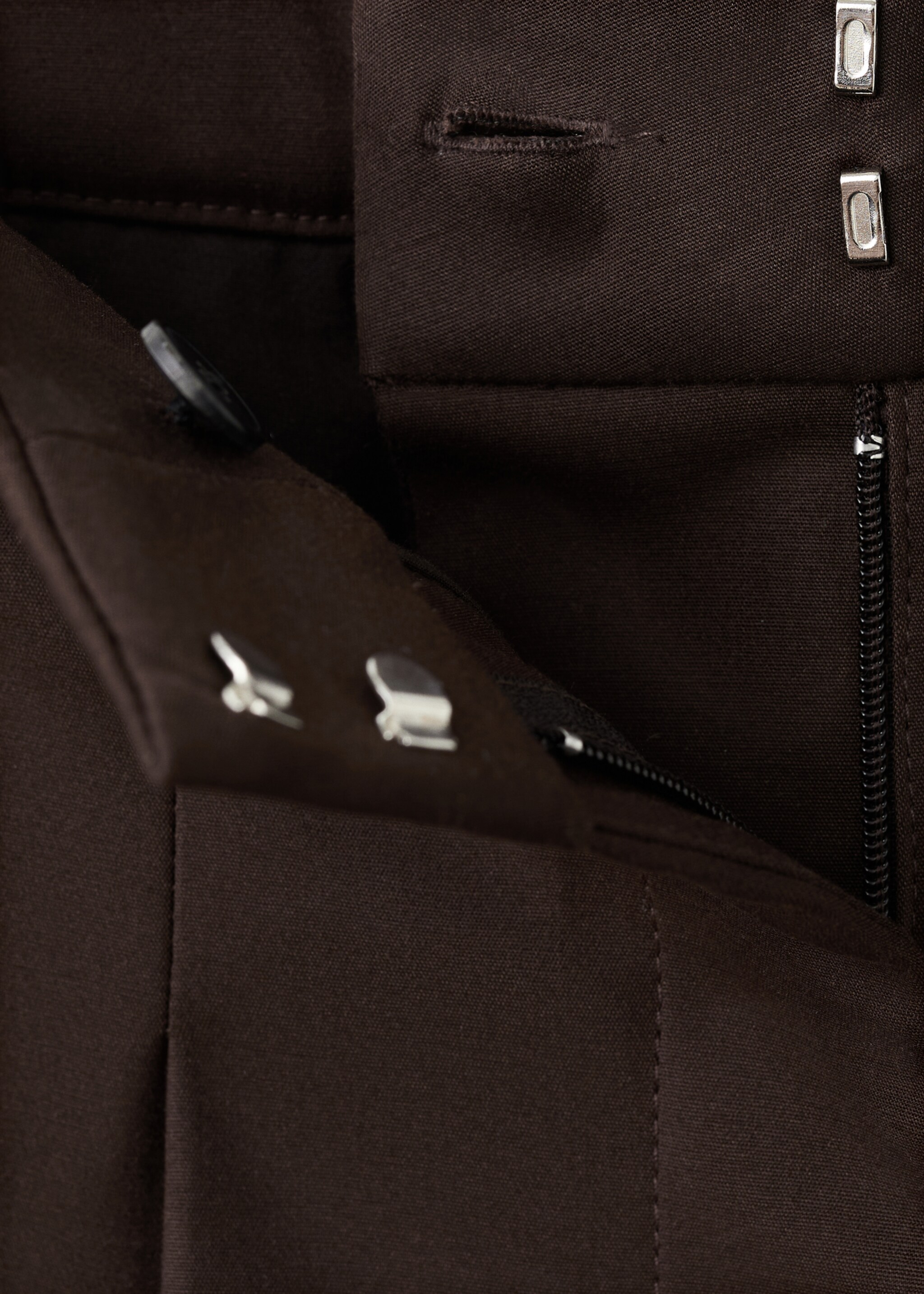 Pleated wide leg trousers - Details of the article 8, Chocolate. Ref: 17014122-00.