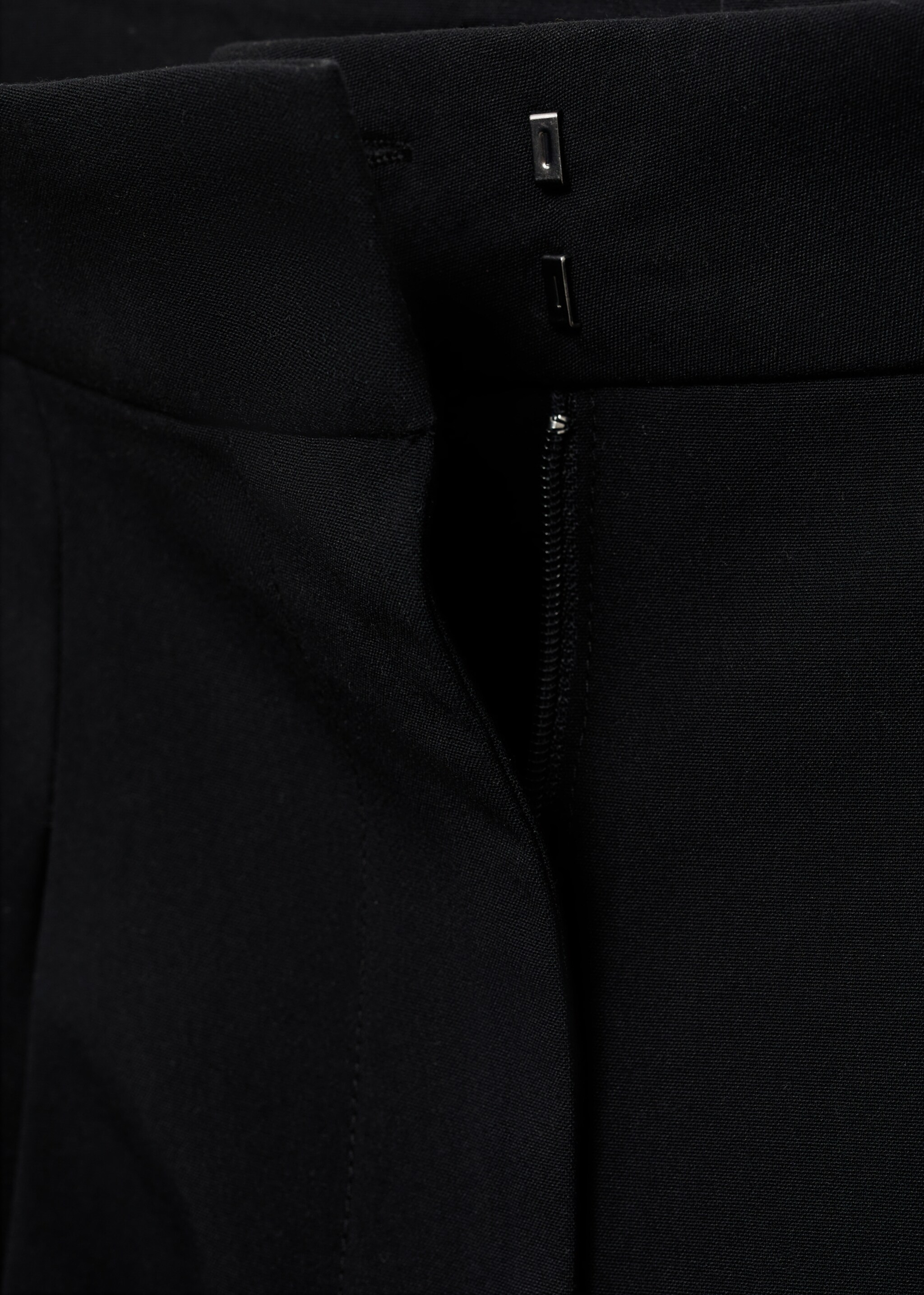 Pantalon large à pinces - Détail de l'article 0, Noir. Ref: 17014122-00.