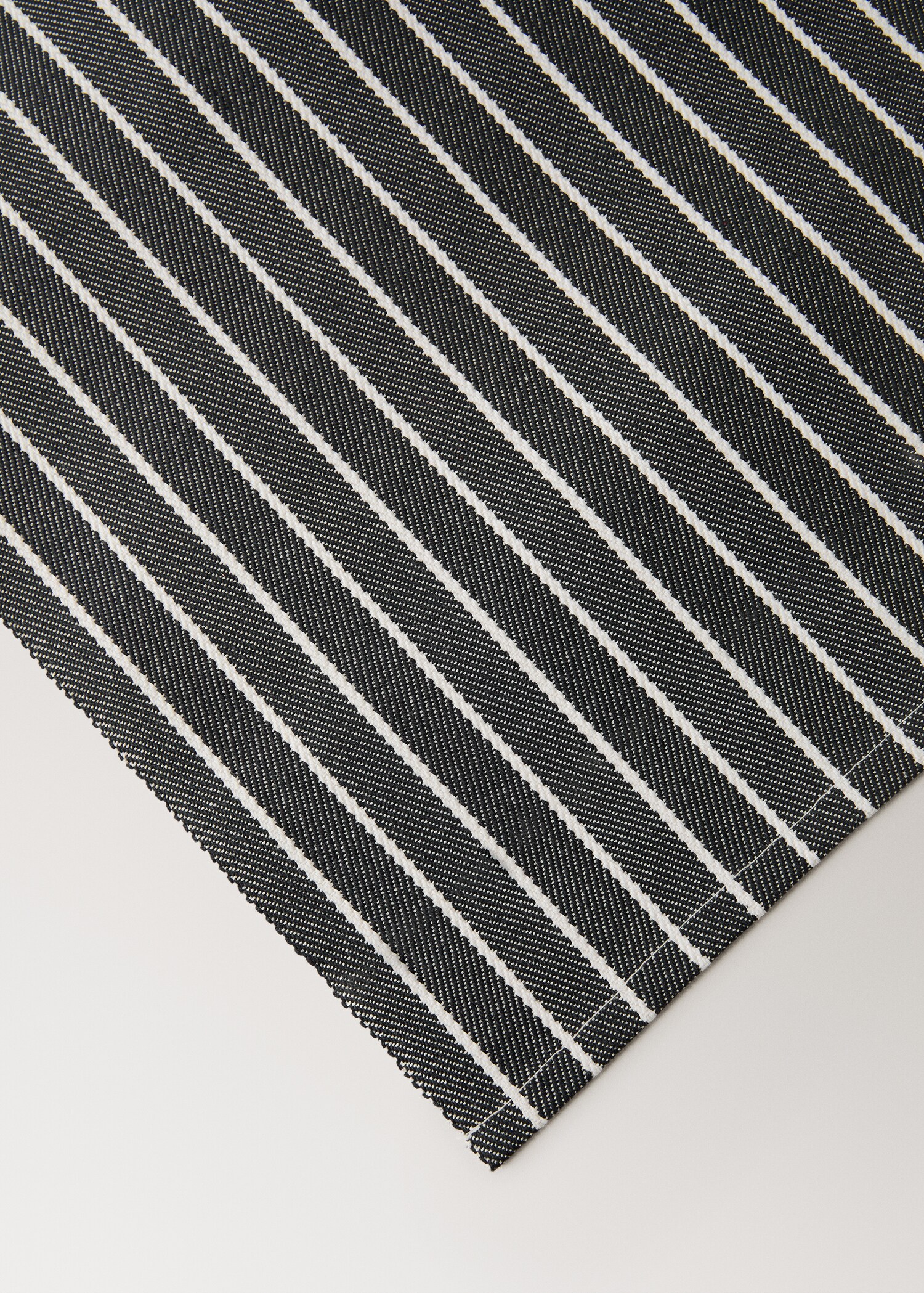 Cotton striped placemats - Details of the article 1