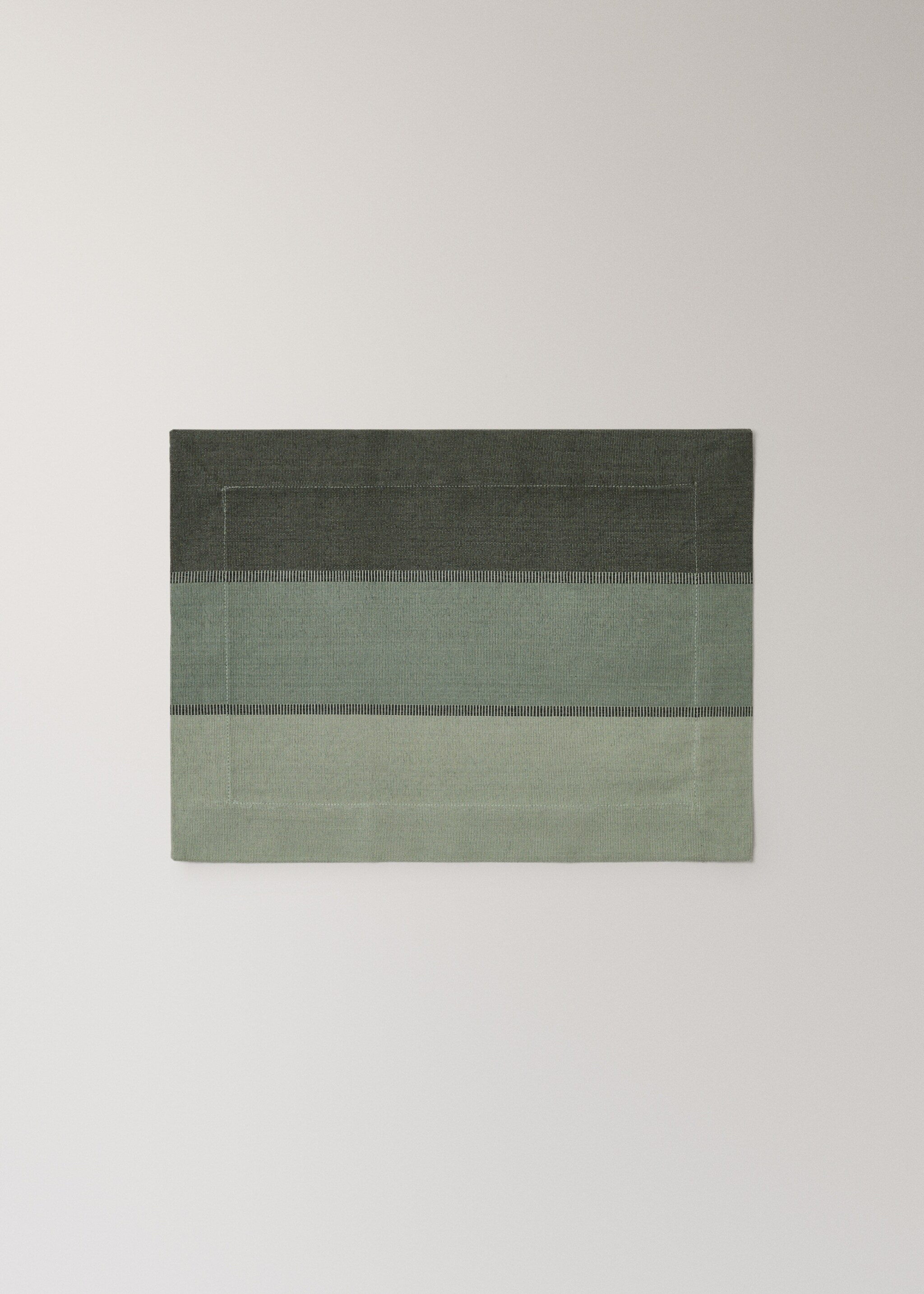 Cotton striped placemat in various colours - Article without model, Green. Ref: 17014130-00.