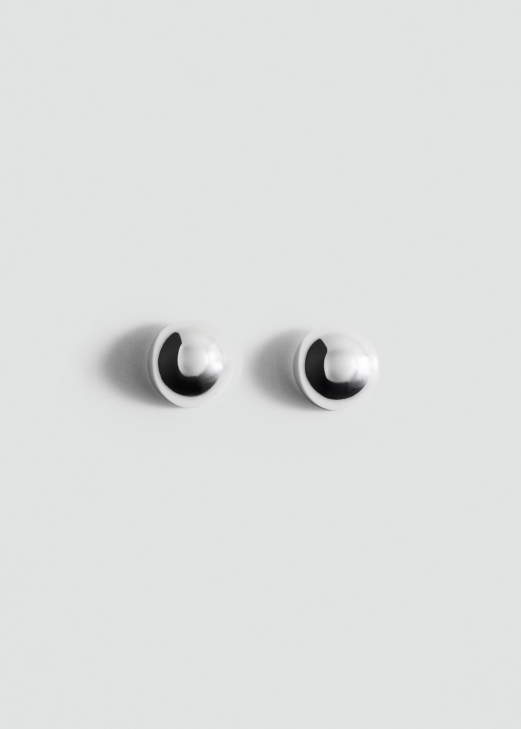 Pendientes redondos volumen