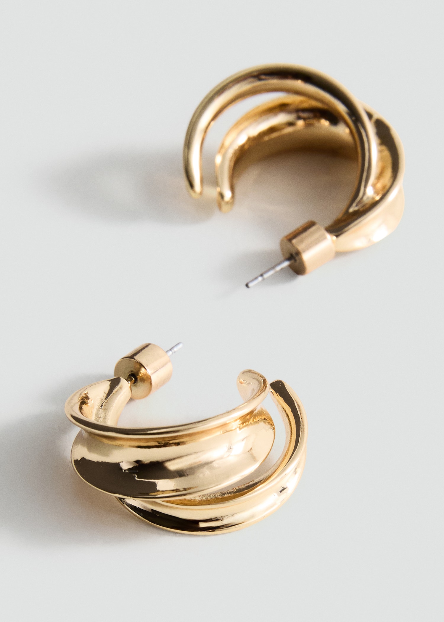 Pendientes aros entrelazados - Plano medio