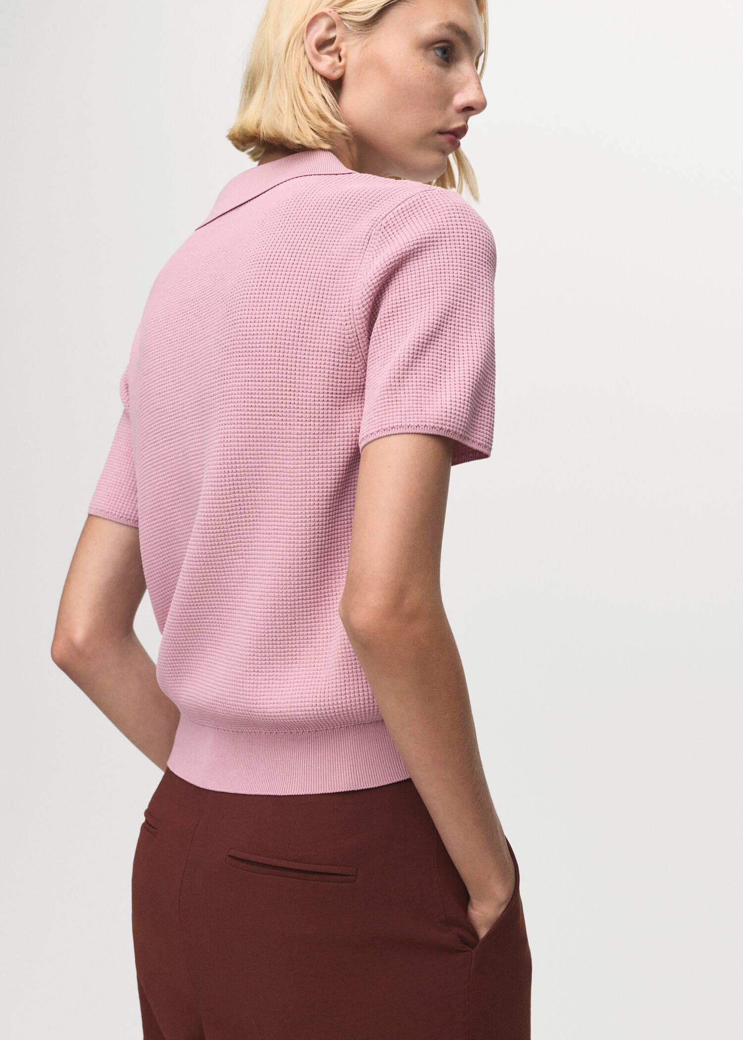 Shirt collar sweater - Reverse of the article