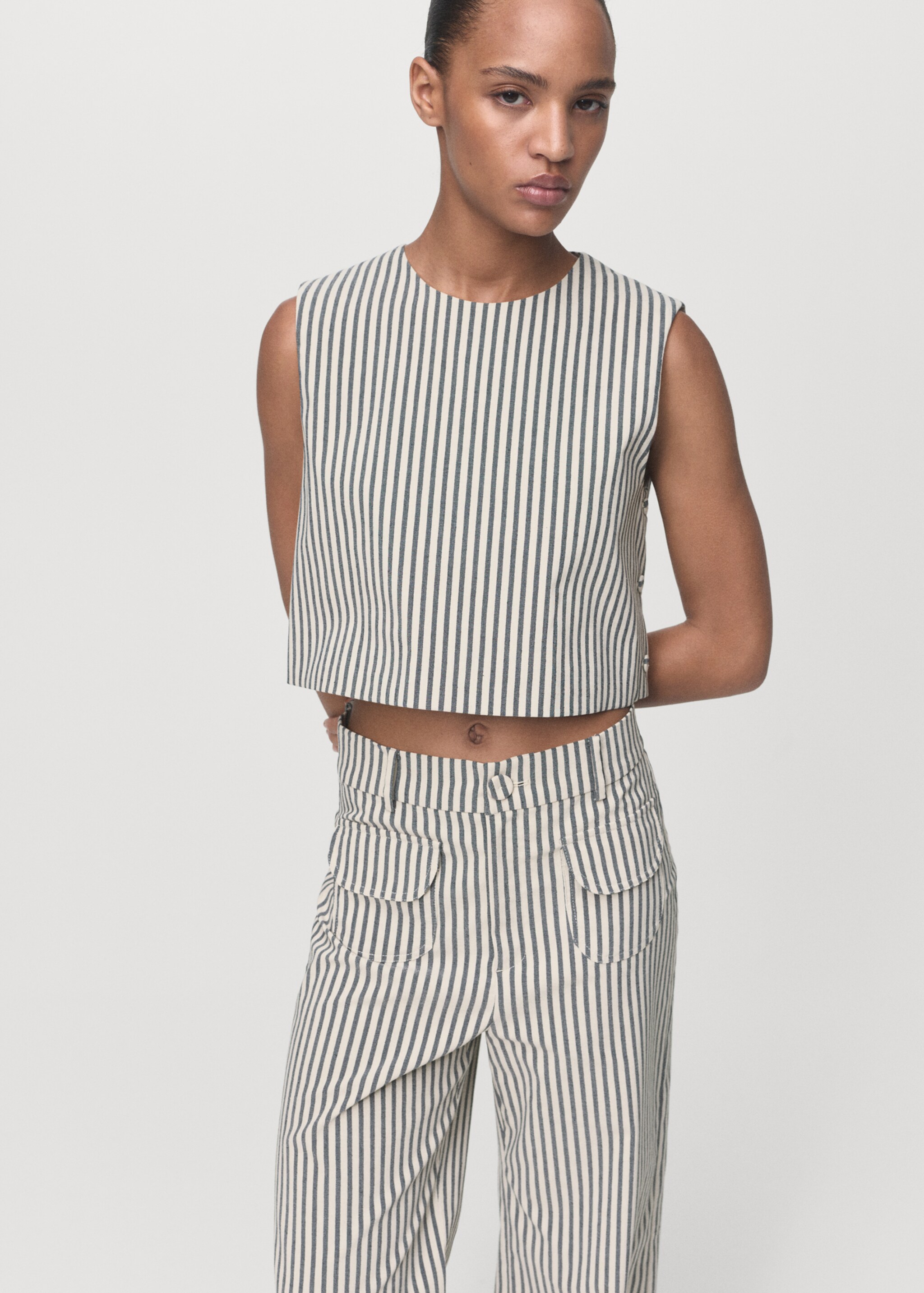 Striped pants with pockets - Details of the article 1, Ecru. Ref: 17014152-00.