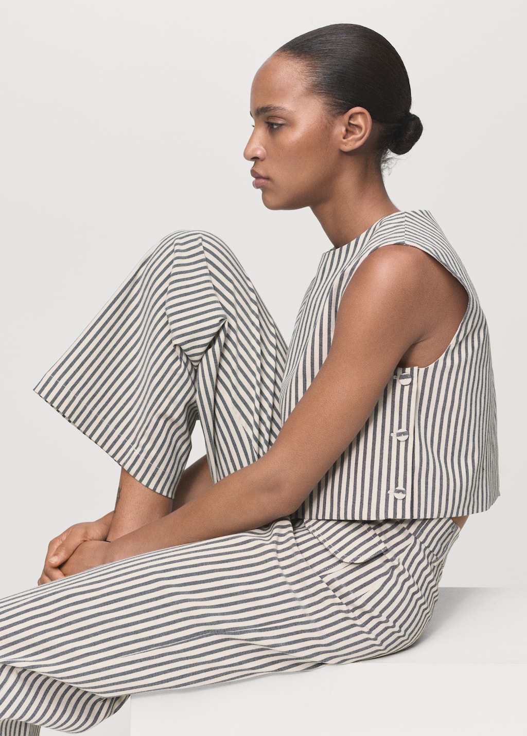 Striped pants with pockets