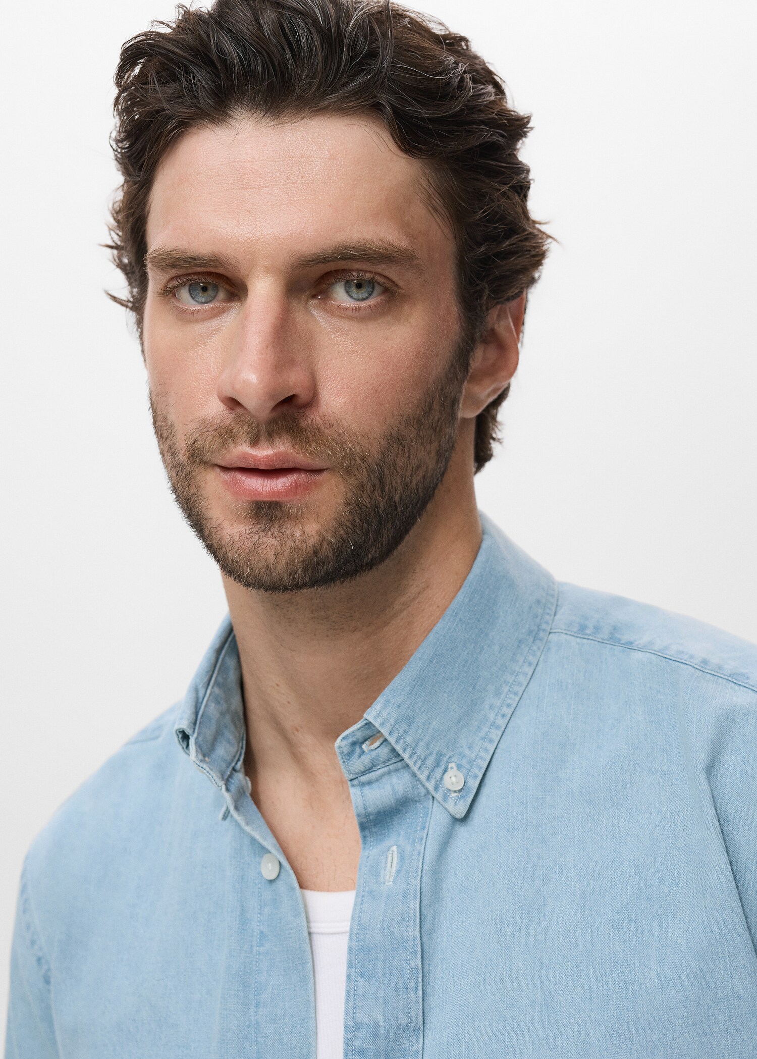 Regular fit denim shirt - Details of the article 1