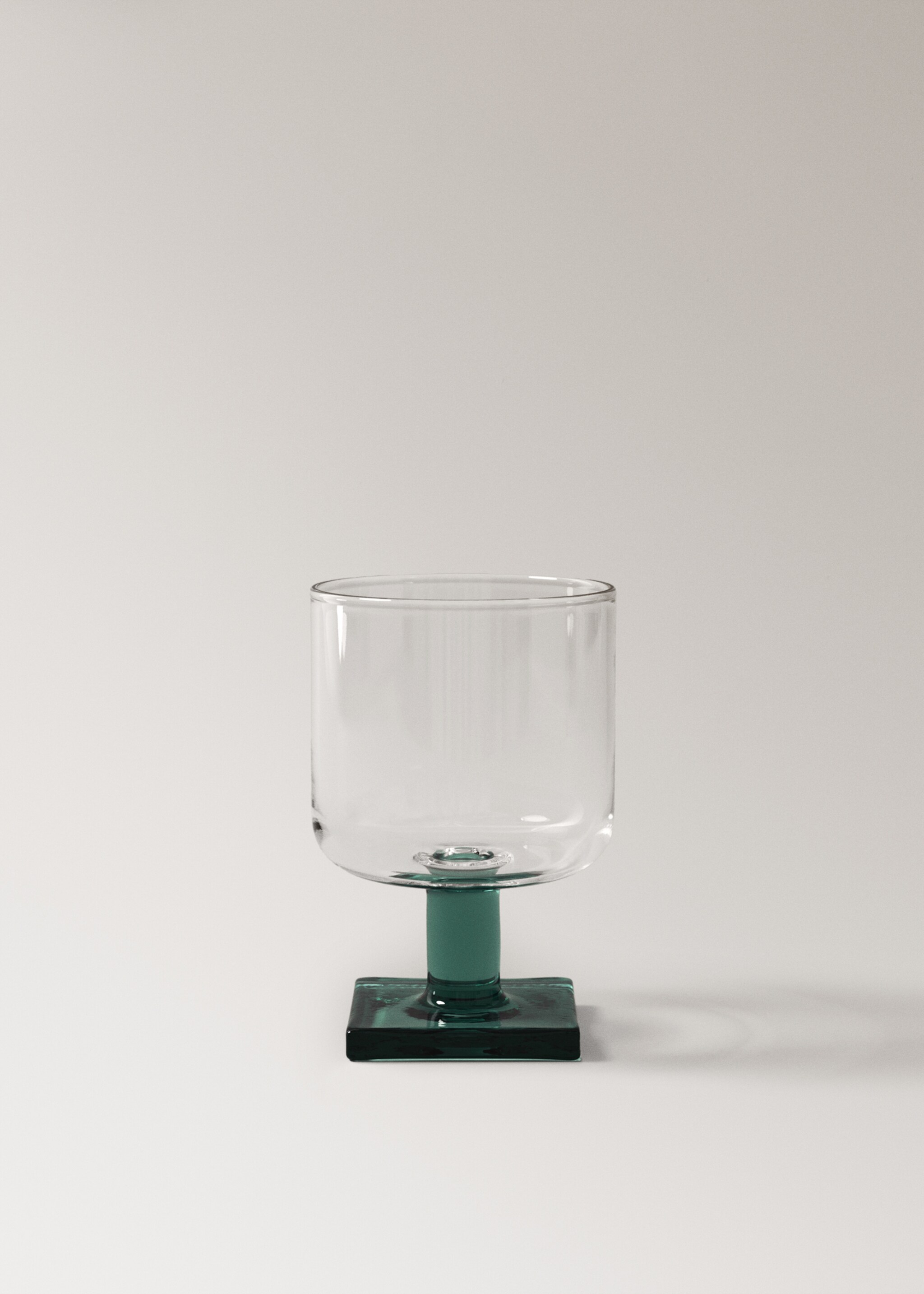 Borosilicate glass vase with coloured base - Article without model, Brown. Ref: 17014445-00.