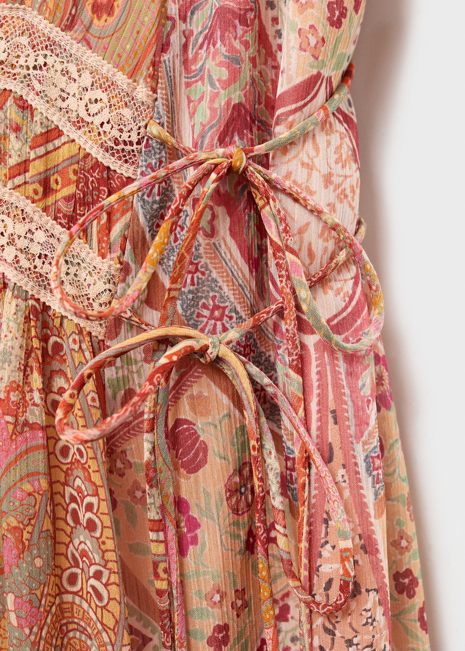 Haljina s paisley uzorkom i čipkom - Detalji artikla 0