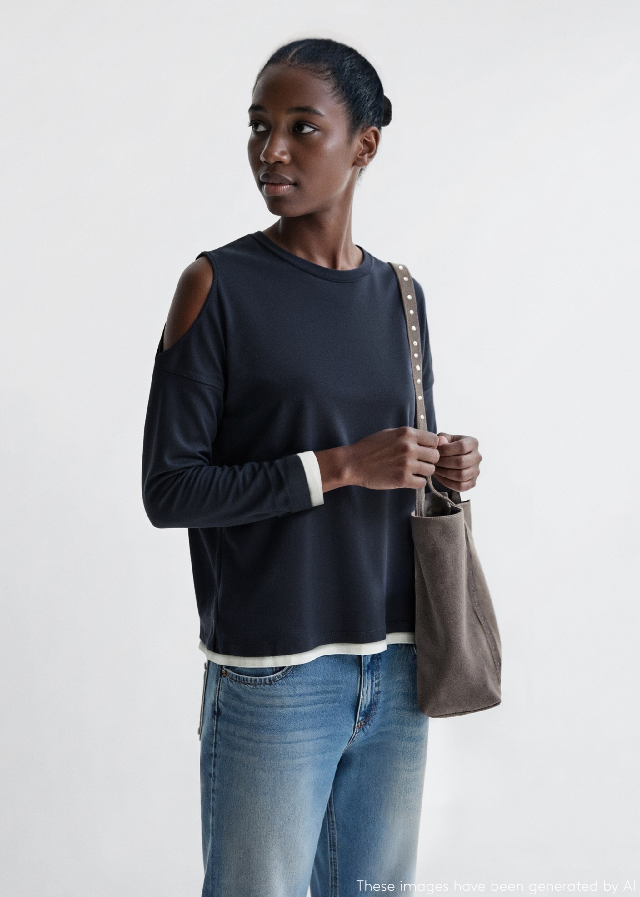 T-shirt coton à découpe - Plan moyen, Bleu marine. Ref: 17014779-00.