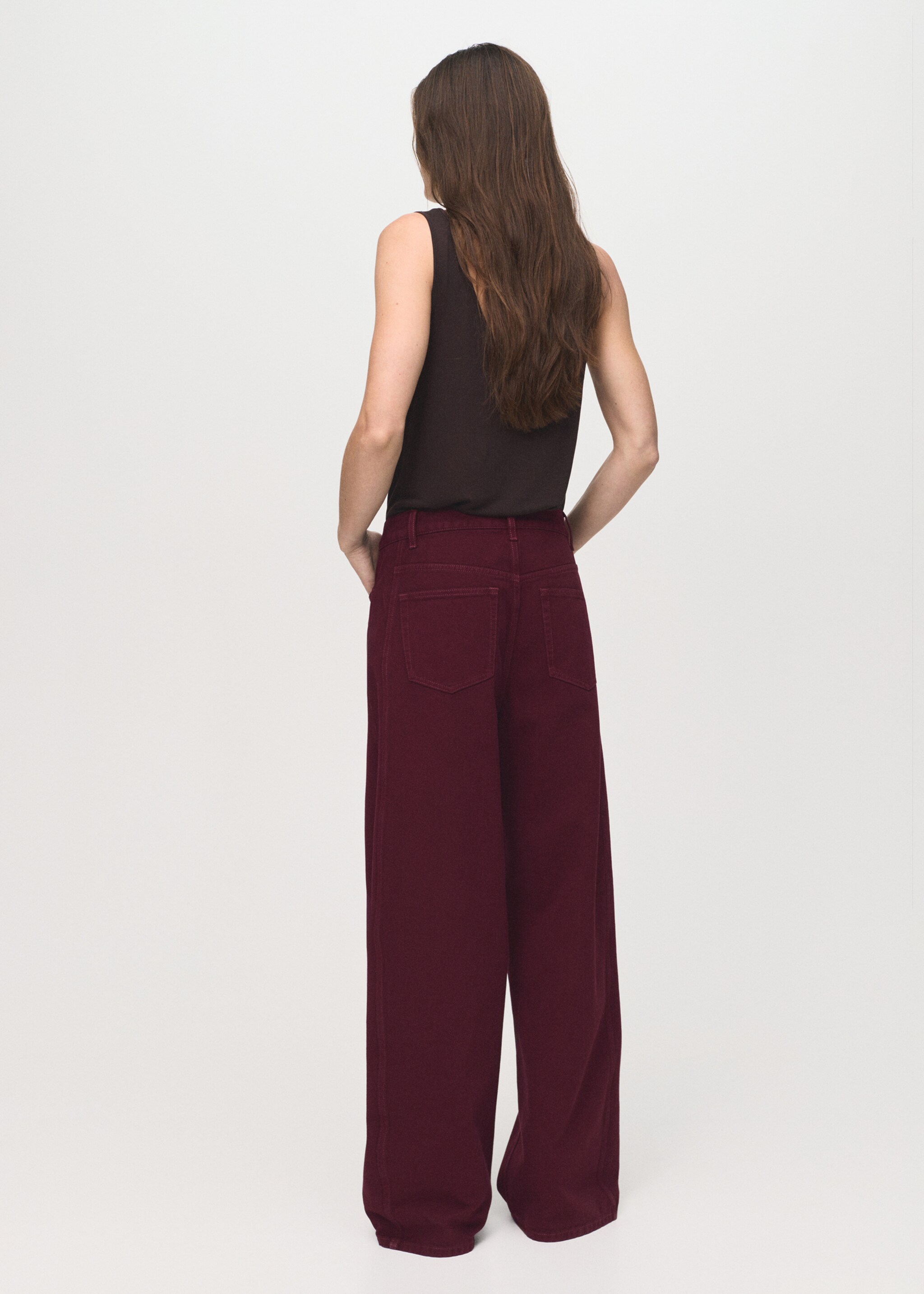 High-rise balloon jeans - Reverse of the article, Wine. Ref: 17014792-00.