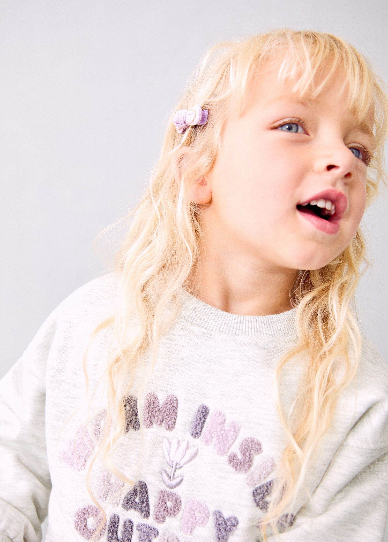 Floral embroidered sweatshirt - Details of the article 1