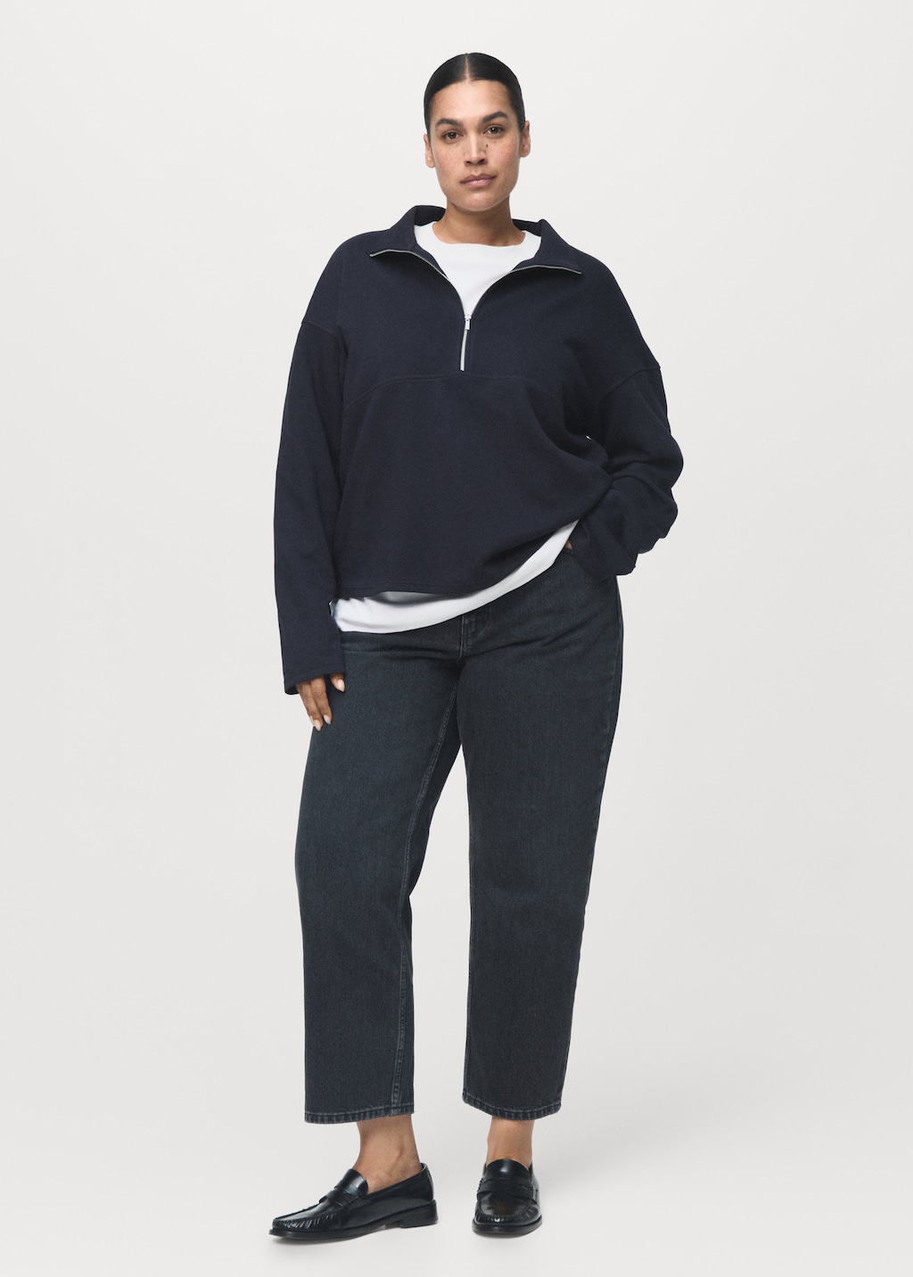 Turtleneck sweatshirt with zip