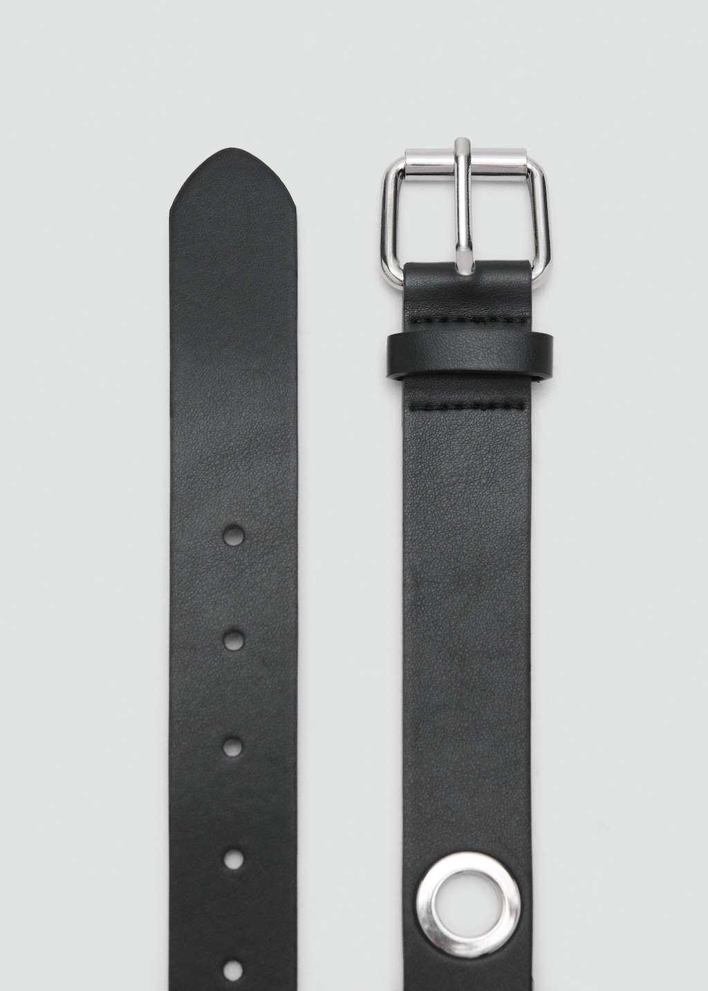Belt with metal eyelets