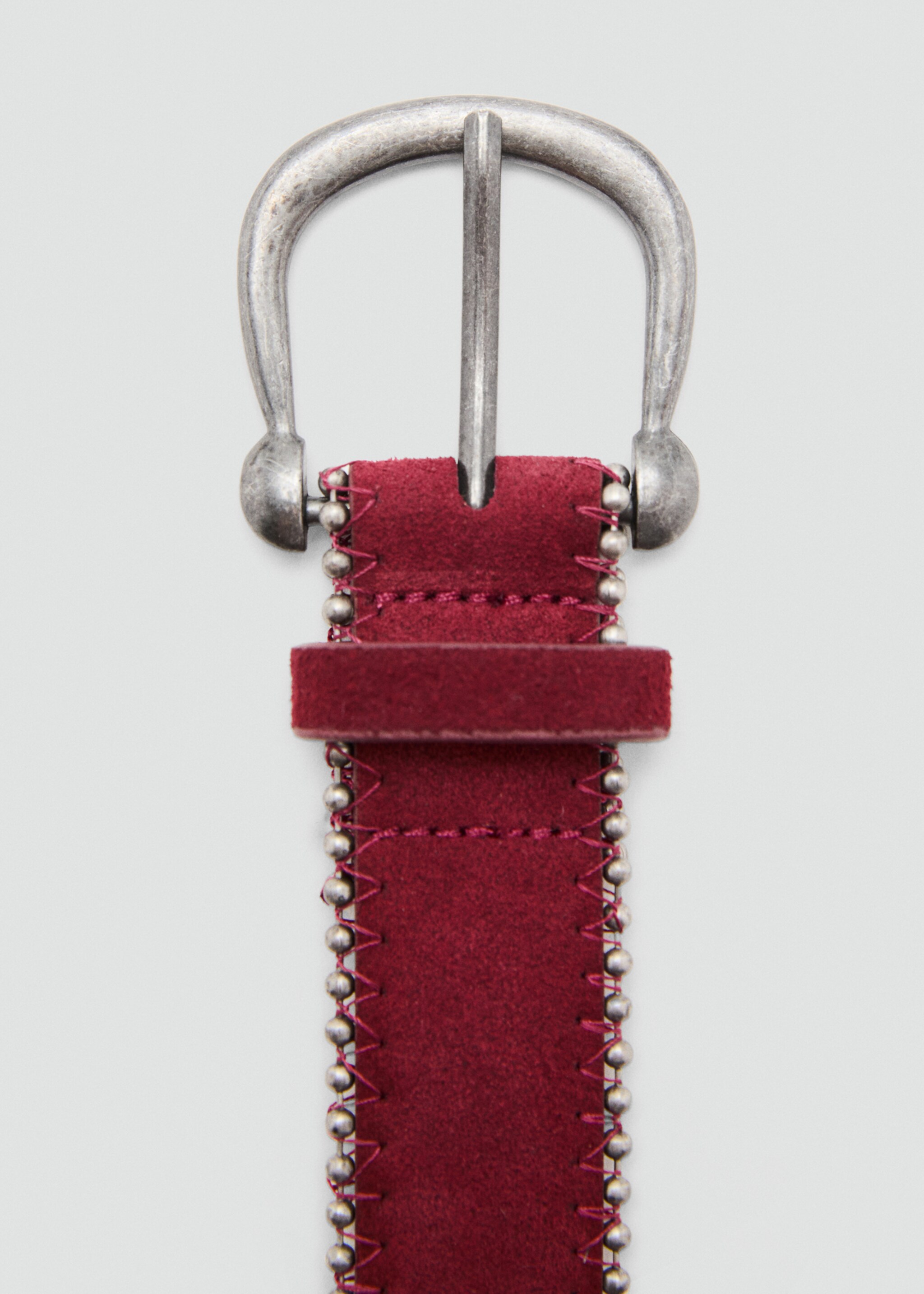 Stud leather belt - Details of the article 1, Burgundy. Ref: 17015173-00.