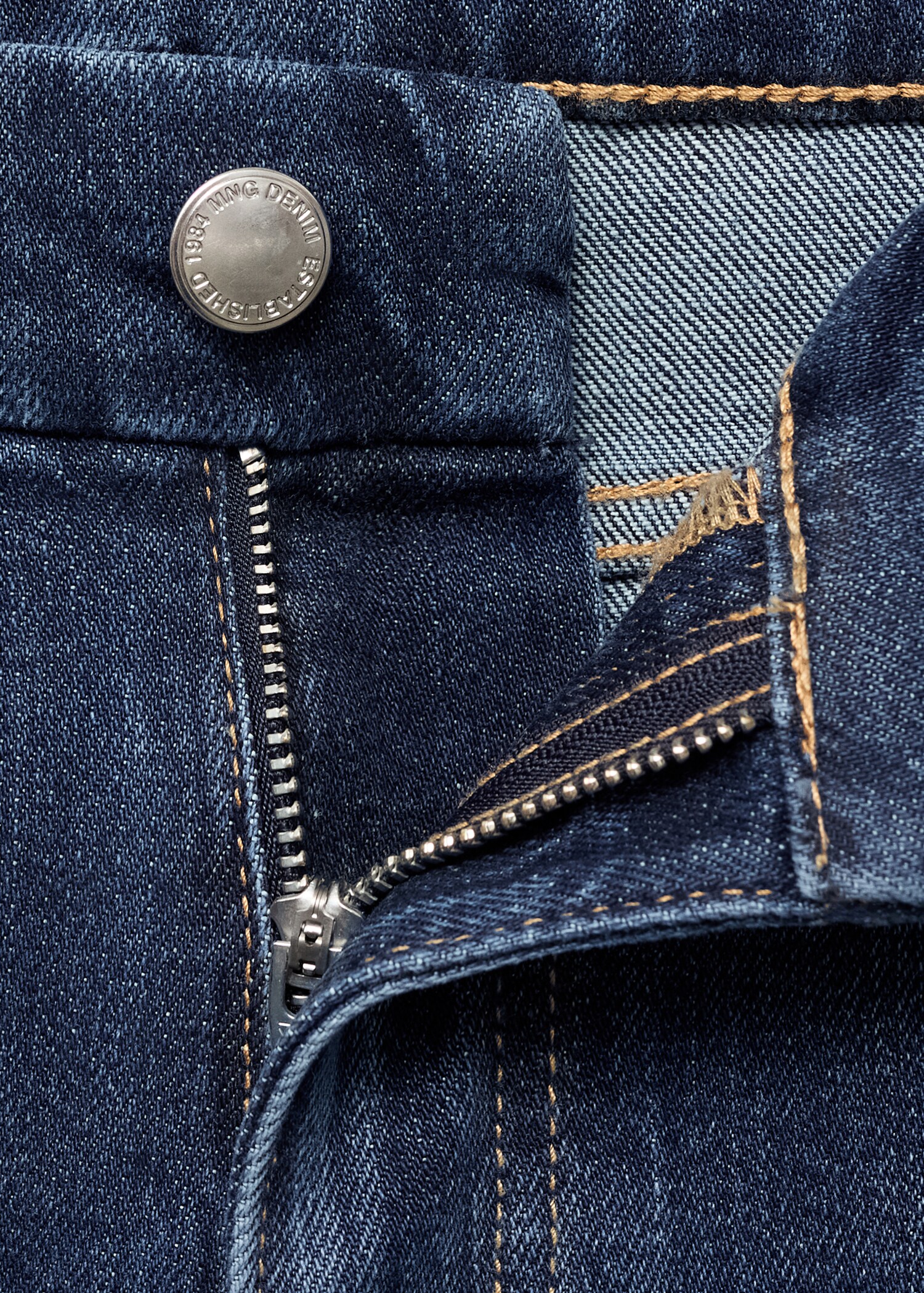 Flared Jeans Violeta mit hoher Bundhöhe - Detail des Artikels 8