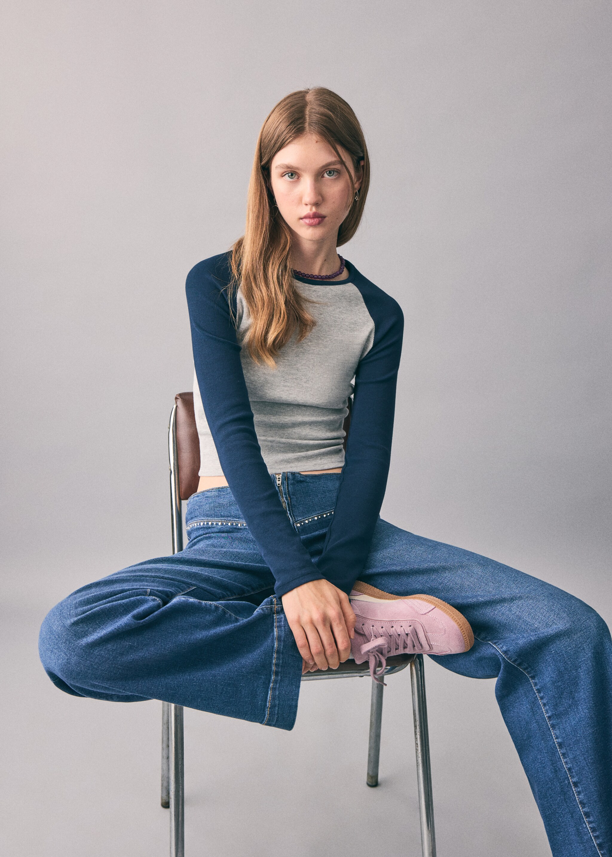 Wide leg jeans with studs - Details of the article 2, Dark Blue. Ref: 17015811-00.
