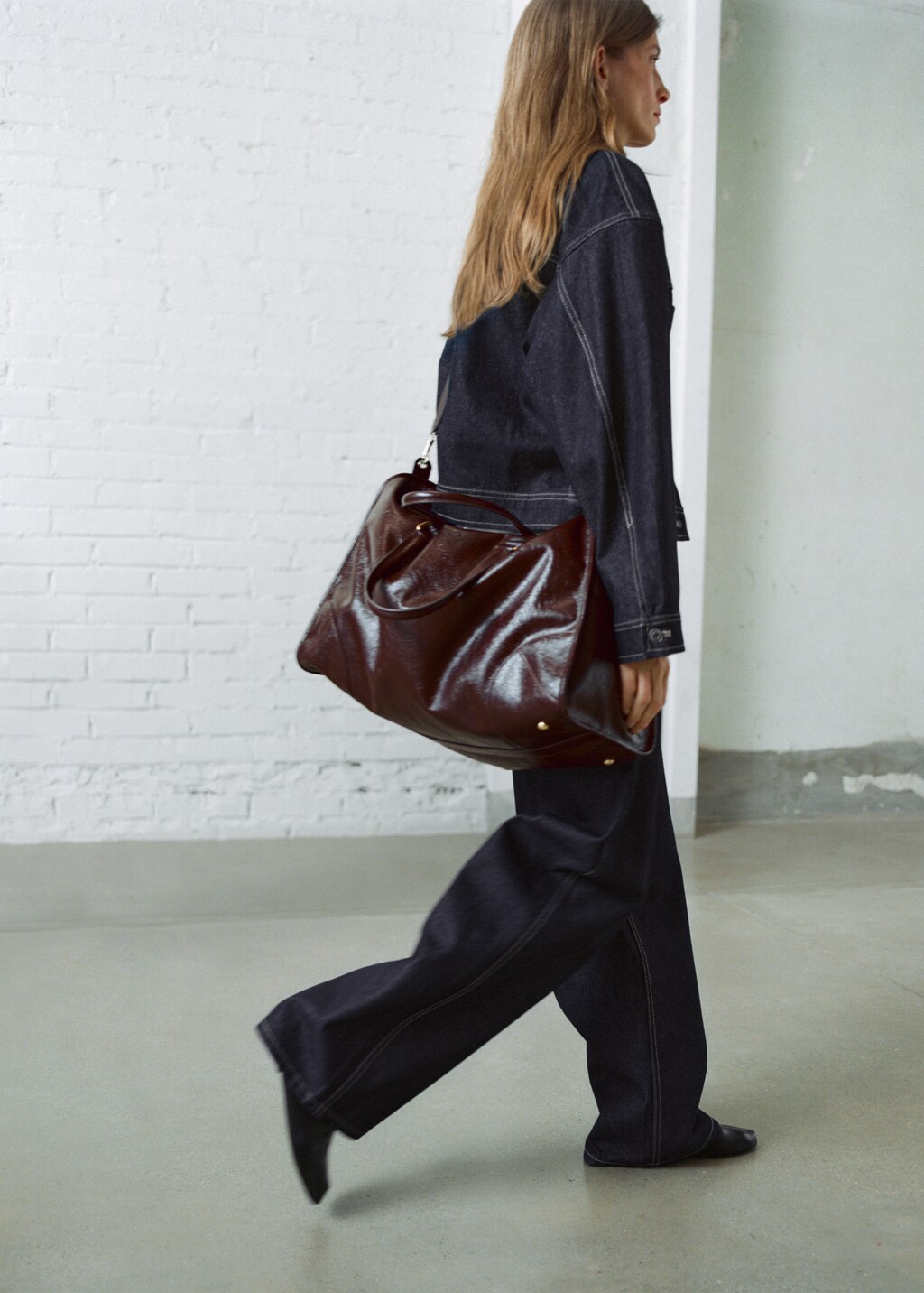 High-waisted barrel jeans