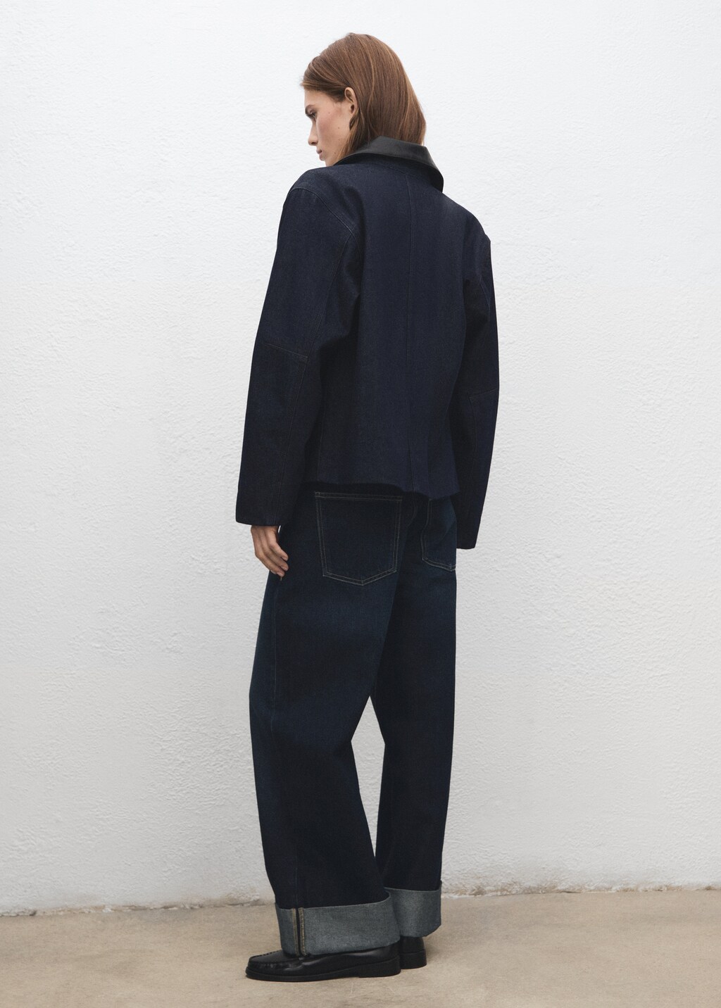 Wide-leg jeans with turn-up hem