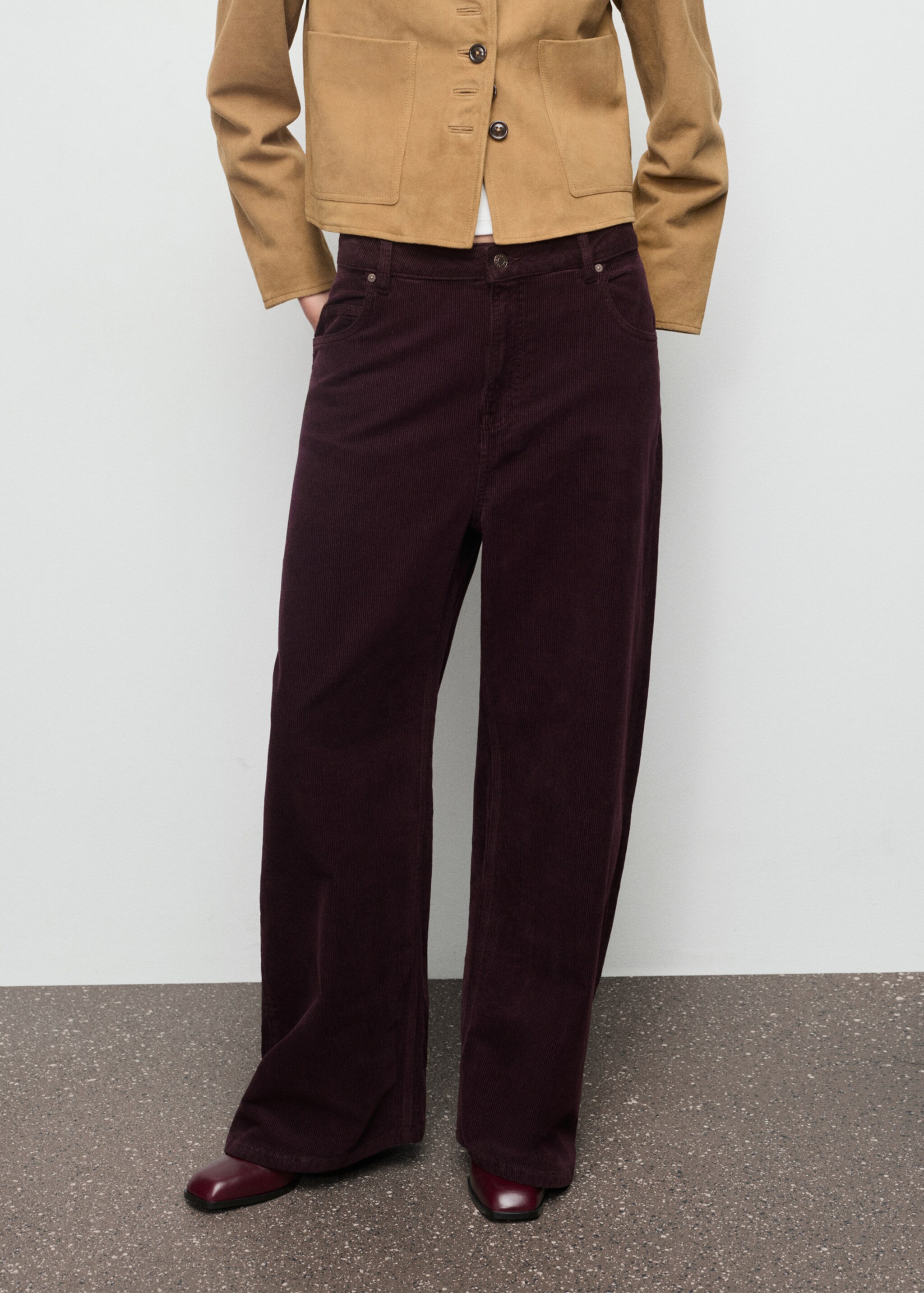 Wide-Leg-Cord-Jeans - Mittlere Ansicht, Weinrot. Ref: 17015820-00.