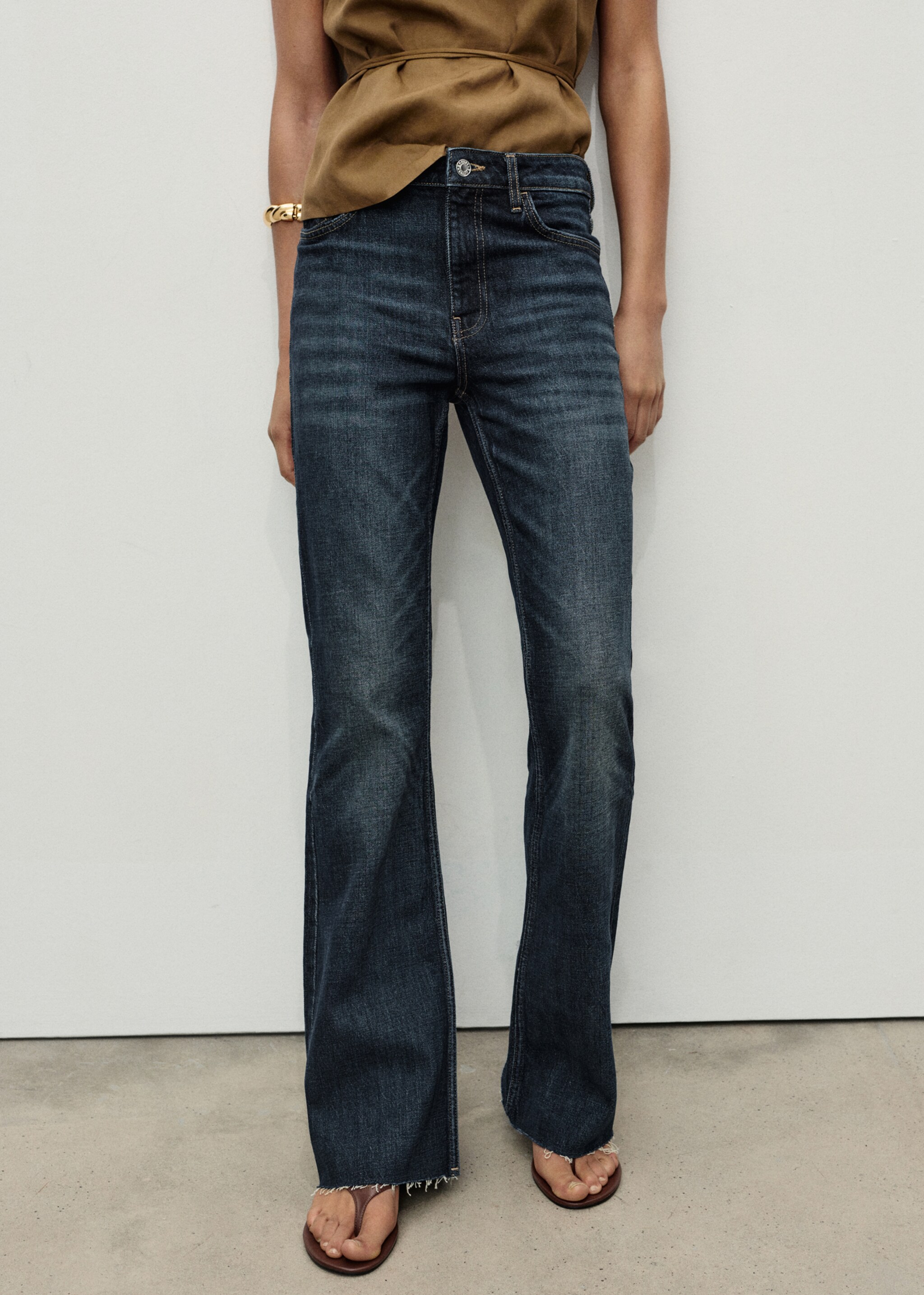 Jean Fiona flare taille normale - Plan moyen, Bleu foncé. Ref: 17015821-00.