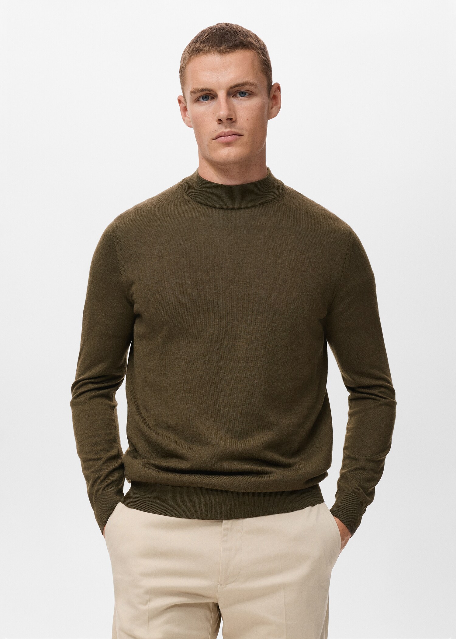 100% wool turtleneck sweater - Medium plane